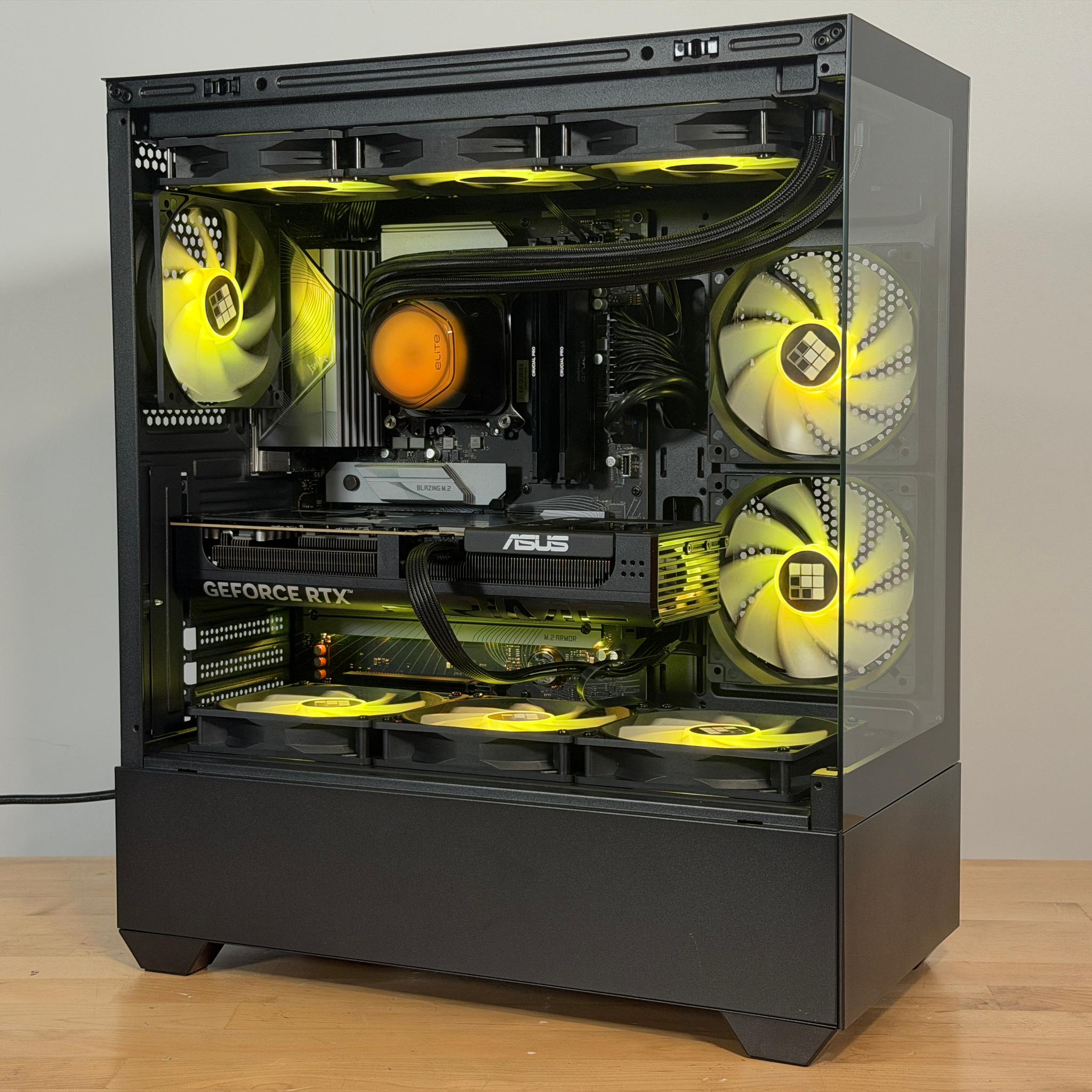 RTX 5070 Intel Core Ultra 5 245k Gaming PC