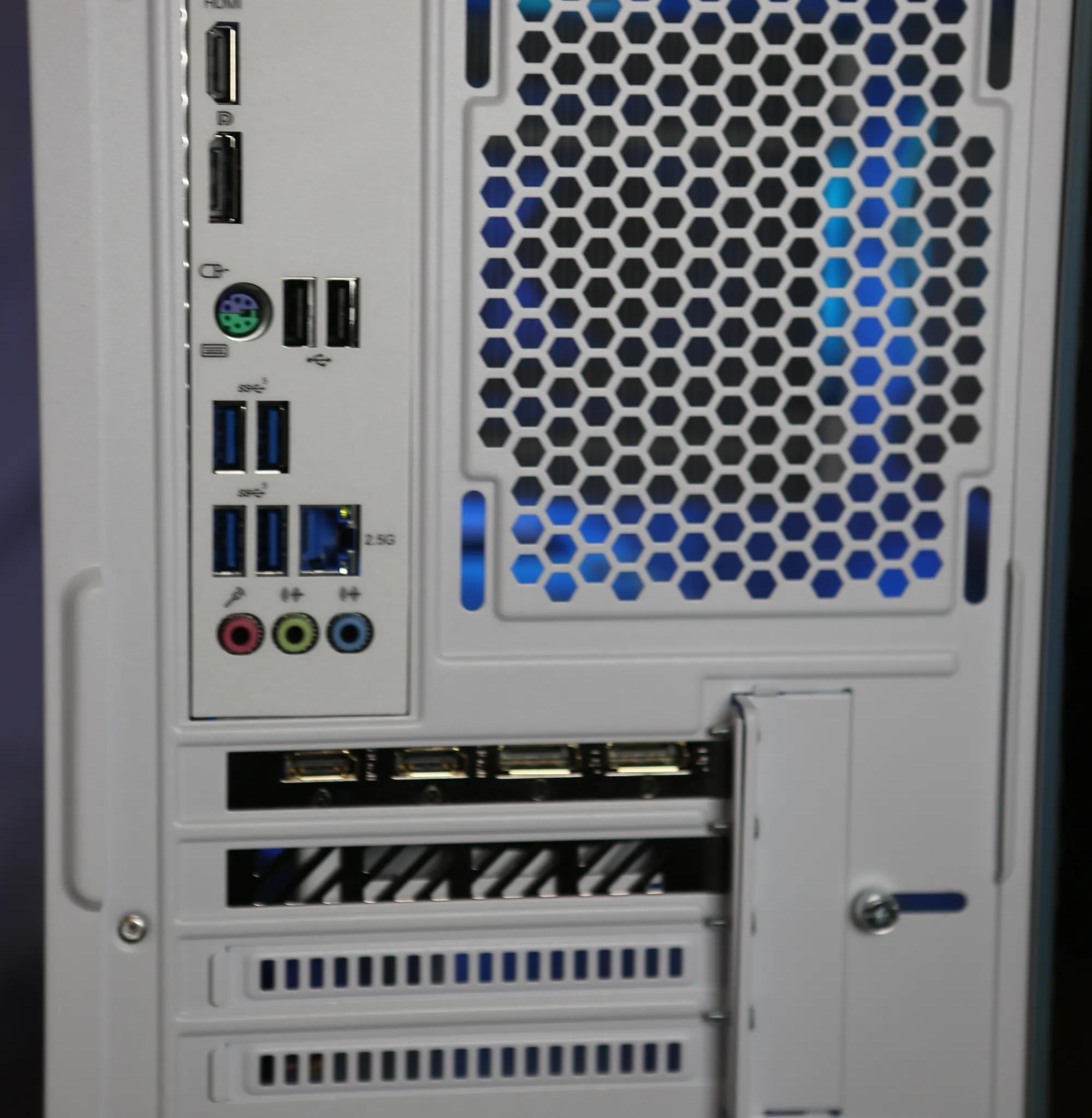 ❄️Snow White's Revenge!❄️Ryzen 7 5700X3D❄️NVIDIA RTX 4060 Ti❄️