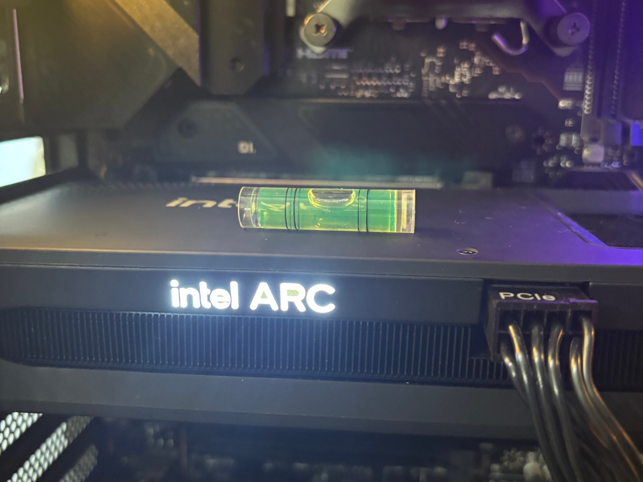 Team Blue Gaming PC! | i5 12600k | Arc B580 | 1TB SSD | 32GB DDR4 3600Mhz
