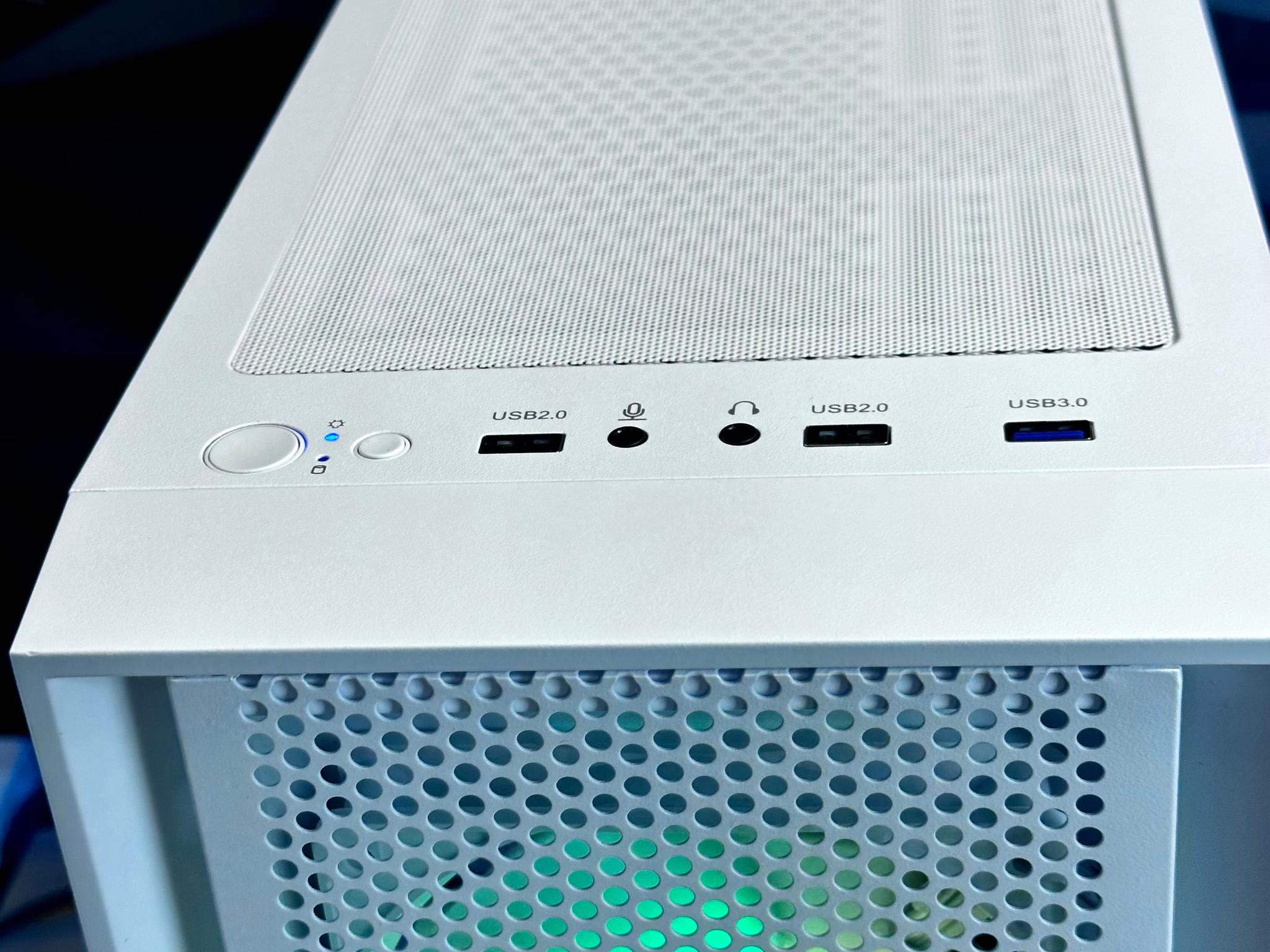 RX 5700 XT 8GB | Intel core i7 4.2GHZ | 32GB RAM |1TB SSD| Wi-Fi/BT | Win 11 Custom ARGB Gaming PC