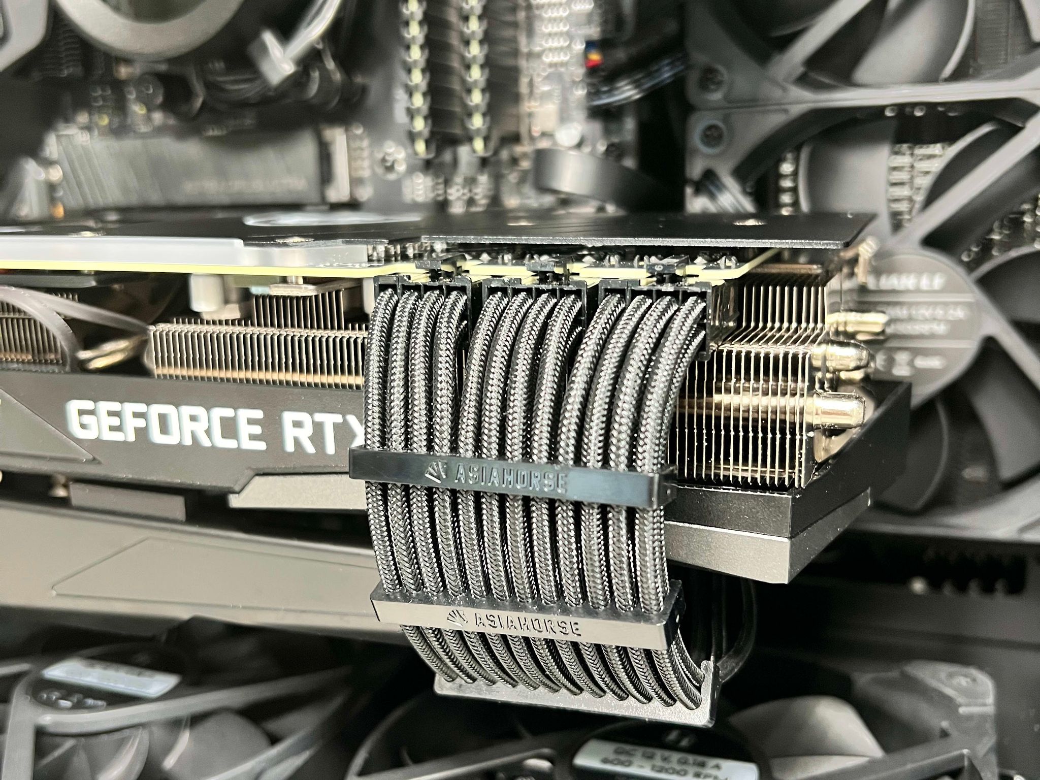 Stealthy - Ryzen 9 5900X | RTX 3090 Gaming PC