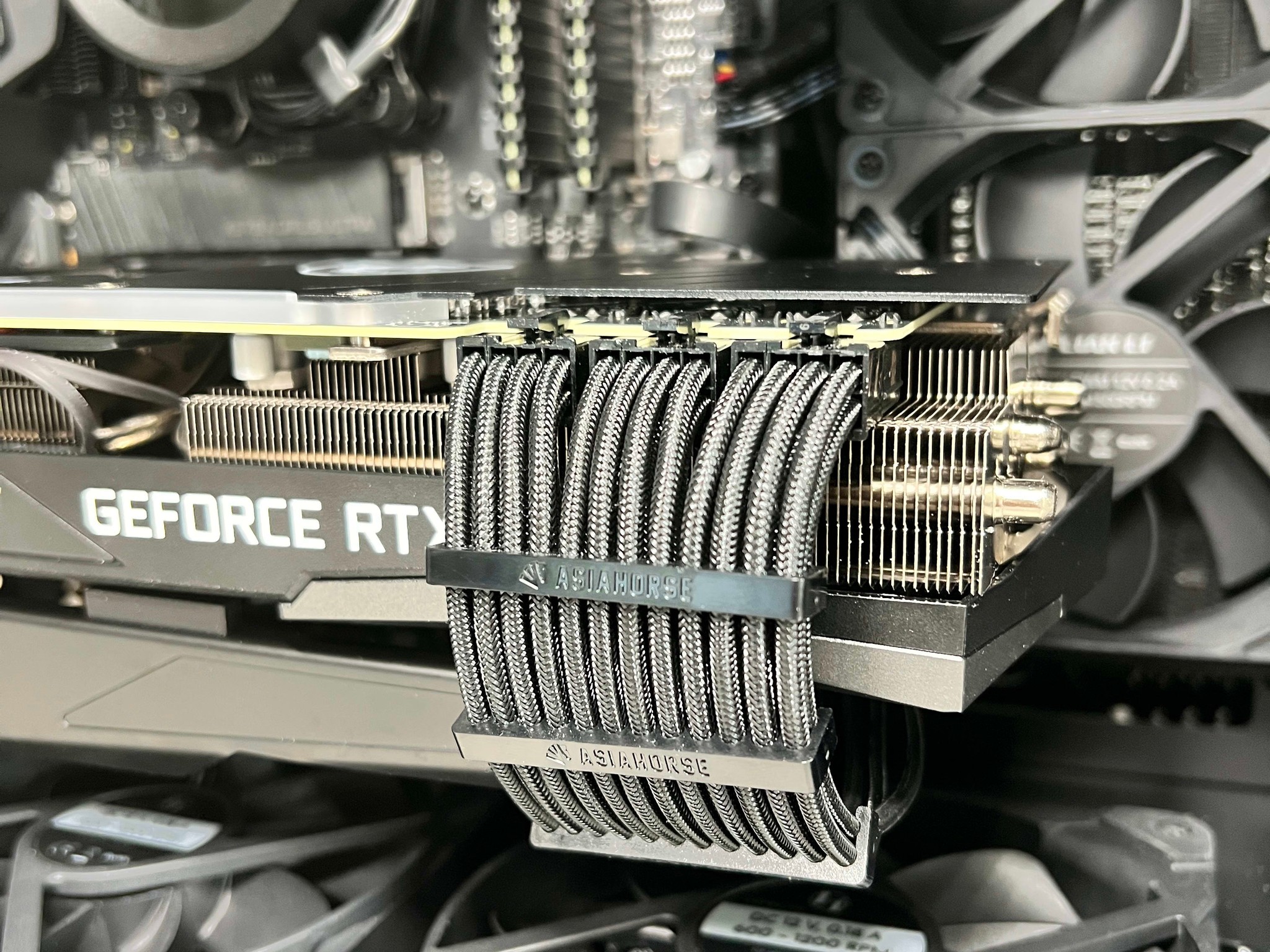 Stealthy - Ryzen 9 5900X | RTX 3090 Gaming PC