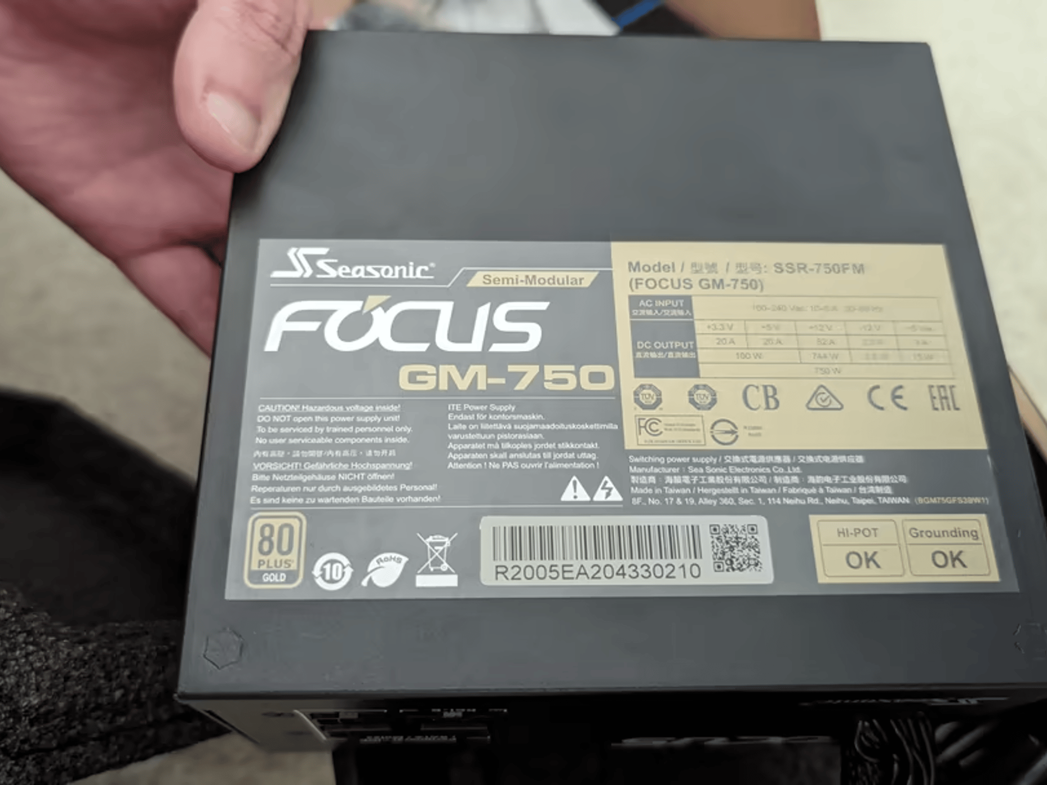 NEVER USED! SeaSonic 750W Power Supply with 80+ GOLD Standard