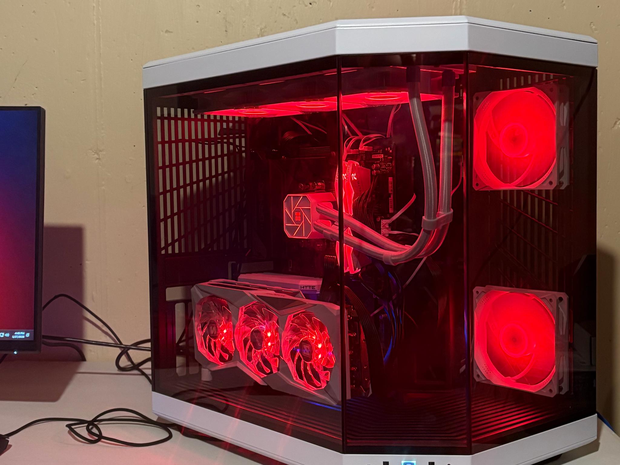 HIGH PERFORMANCE GAMING PC 7900 GRE 12700KF