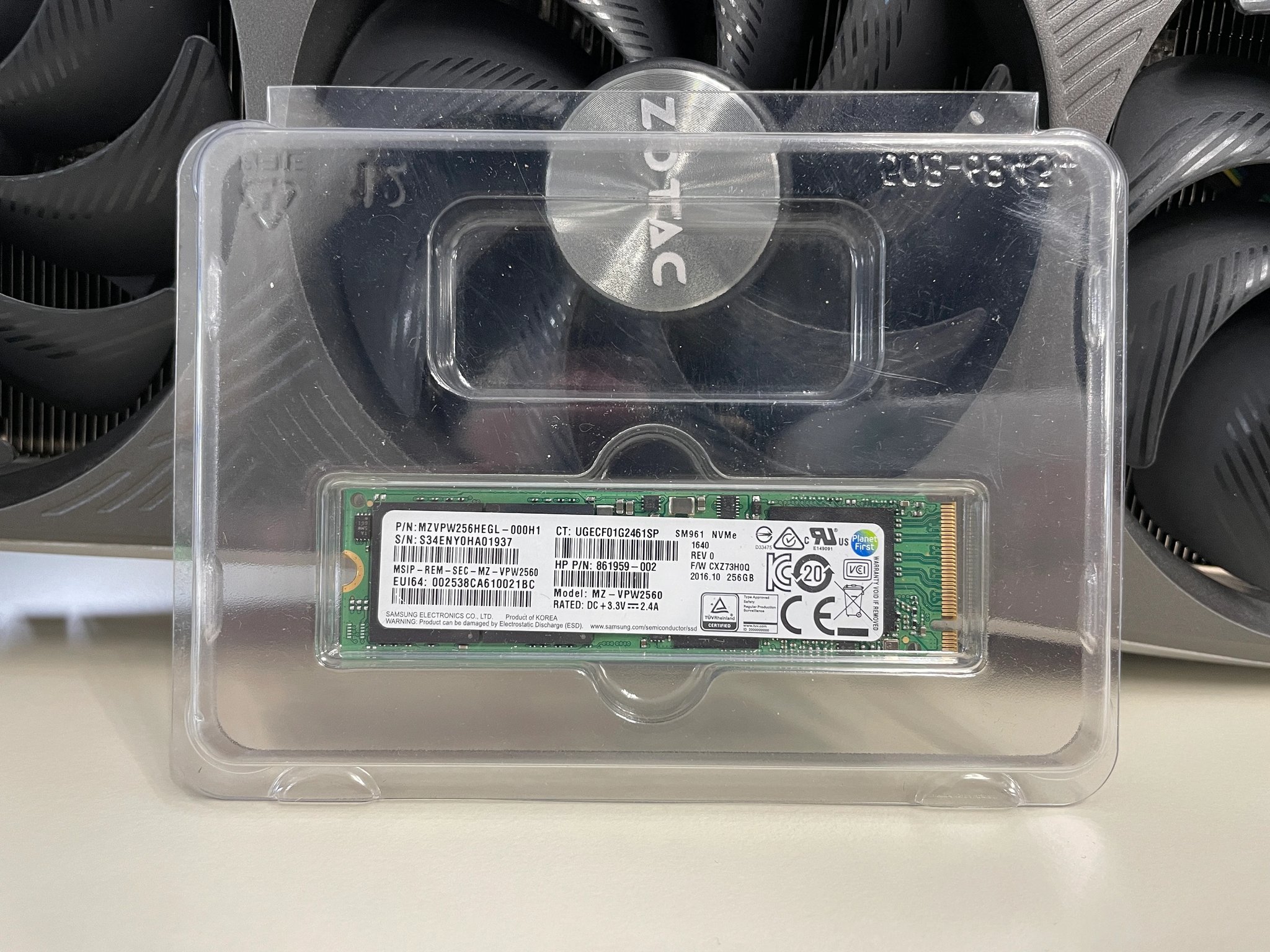 Samsung SM961 256GB, M.2 2280 Internal SSD