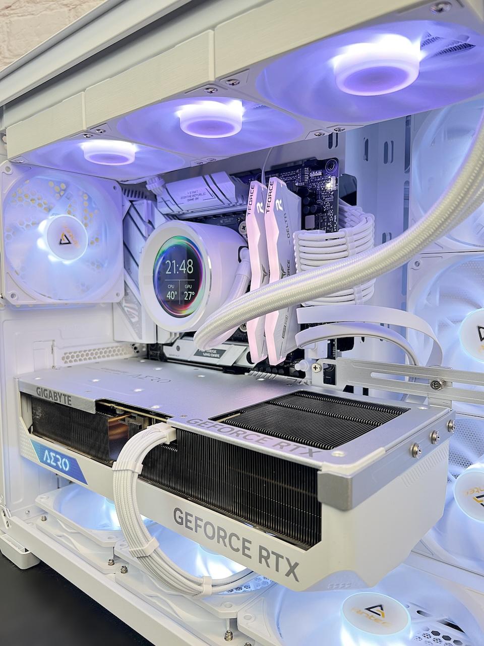 RTX 4080 Super Aero Ryzen 7 7800X3D 32GB DDR5 RAM 2TB M.2 Gaming PC