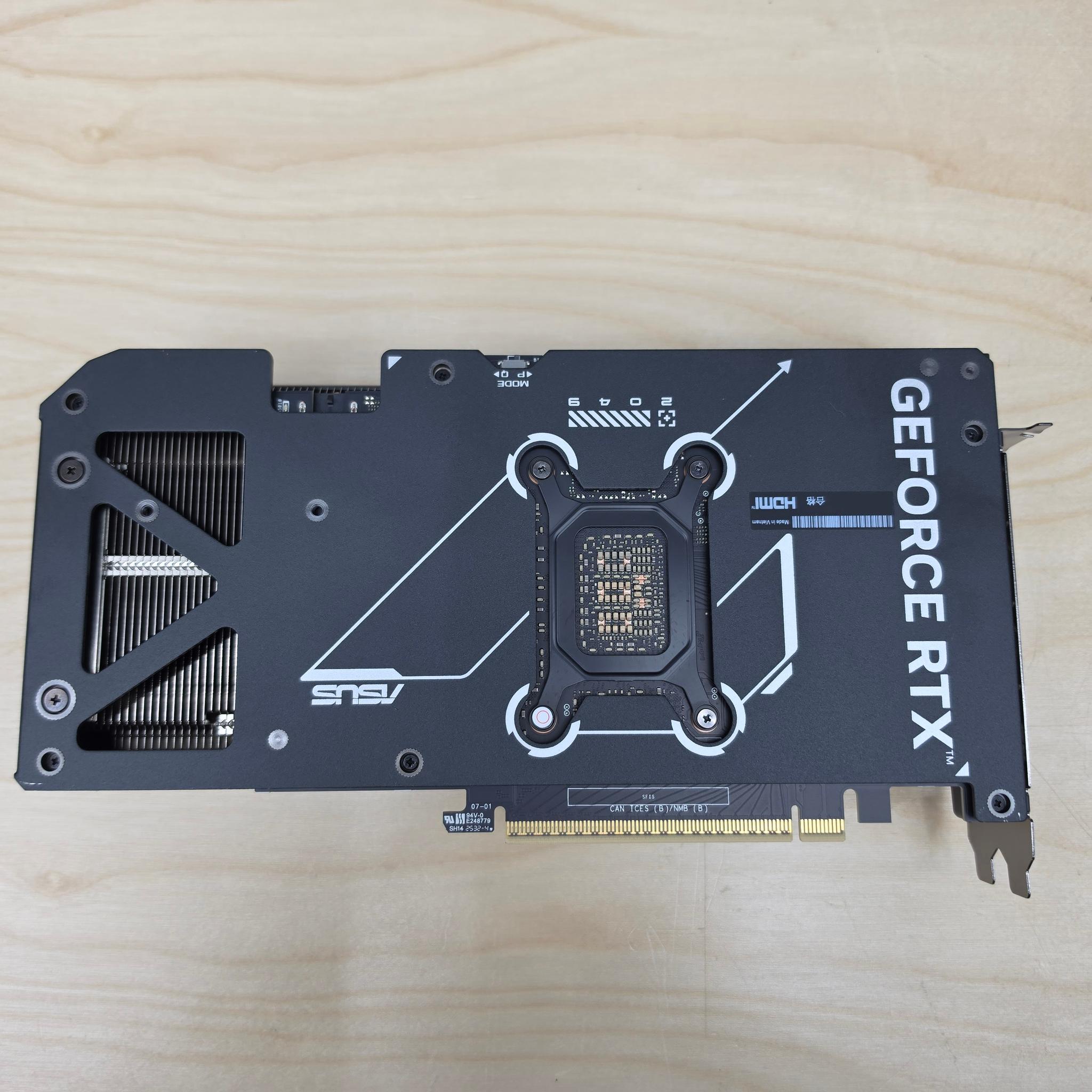 RTX 5070 Asus Dual 12GB