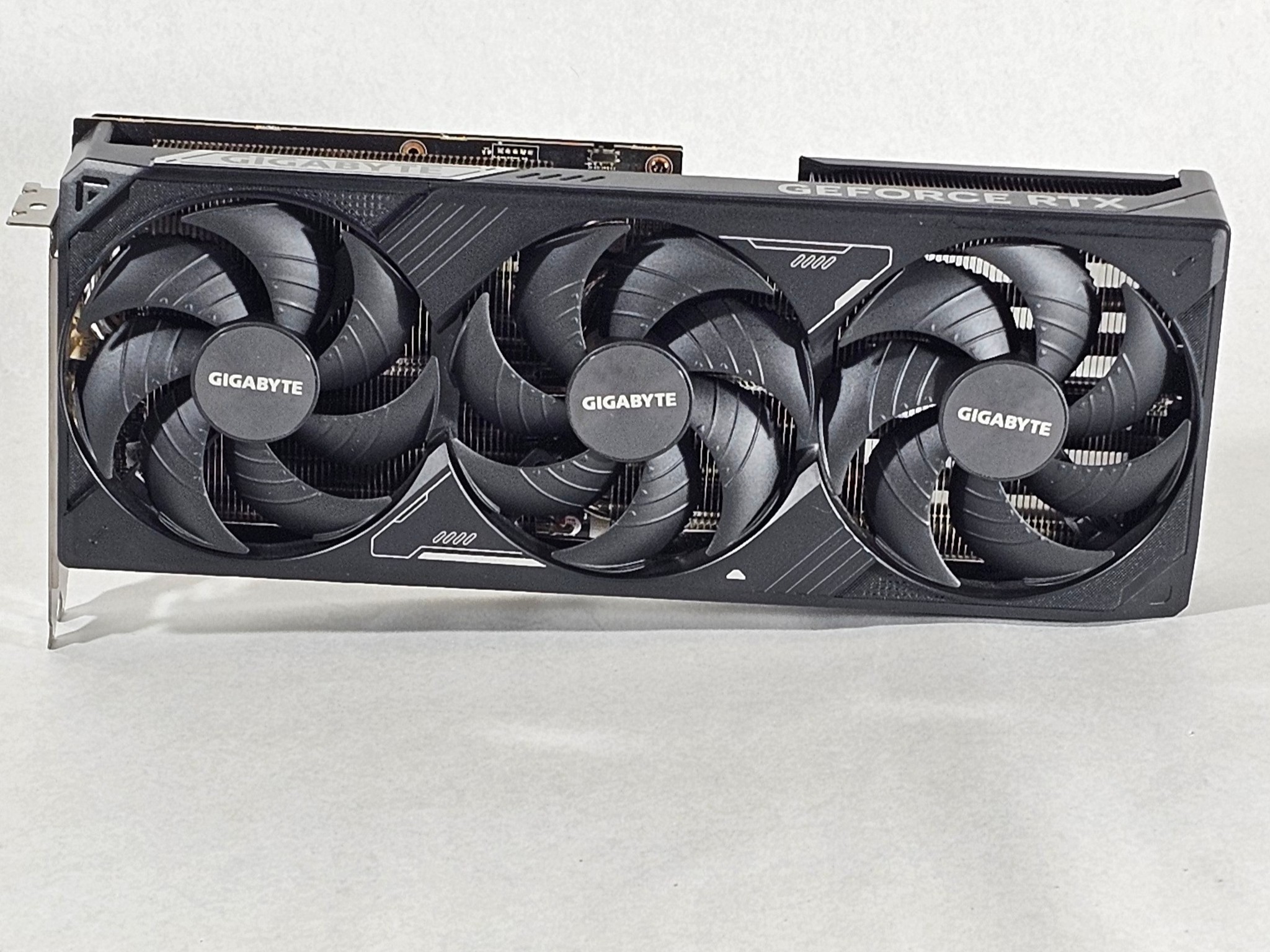 RTX 5080 Gigabyte 16GB