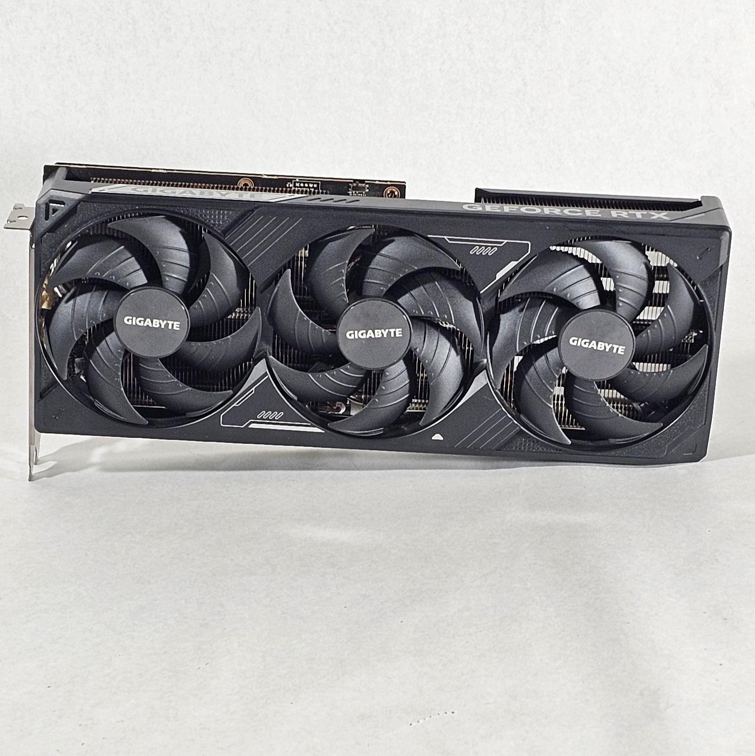 RTX 5080 Gigabyte 16GB