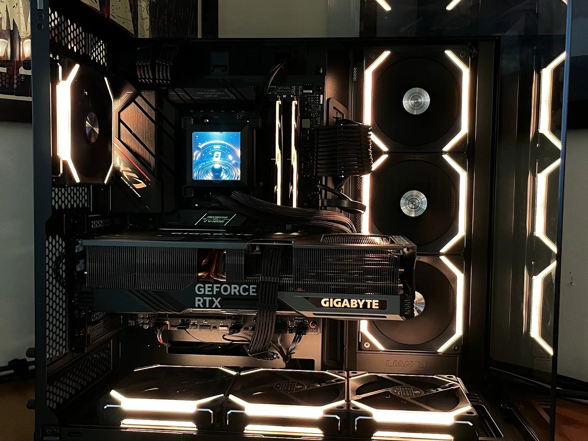 Tesseract - RTX 4080 SUPER OC | Ryzen 7 7800X3D | 32G @6000MT/s | 4TB | 1000W Platinum PSU