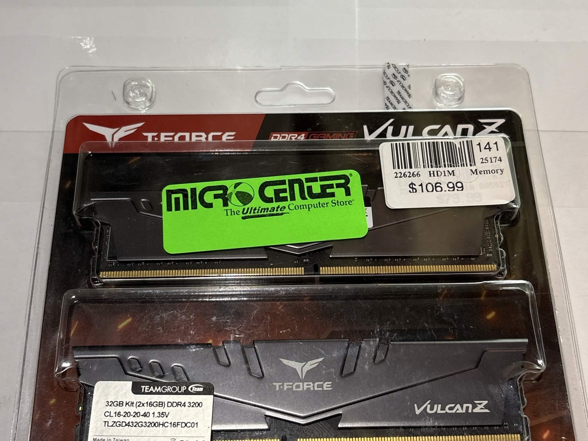 TeamGroup T-Force Vulcan Z 32GB (2x16GB) DDR4-3200 CL16 Memory Kit