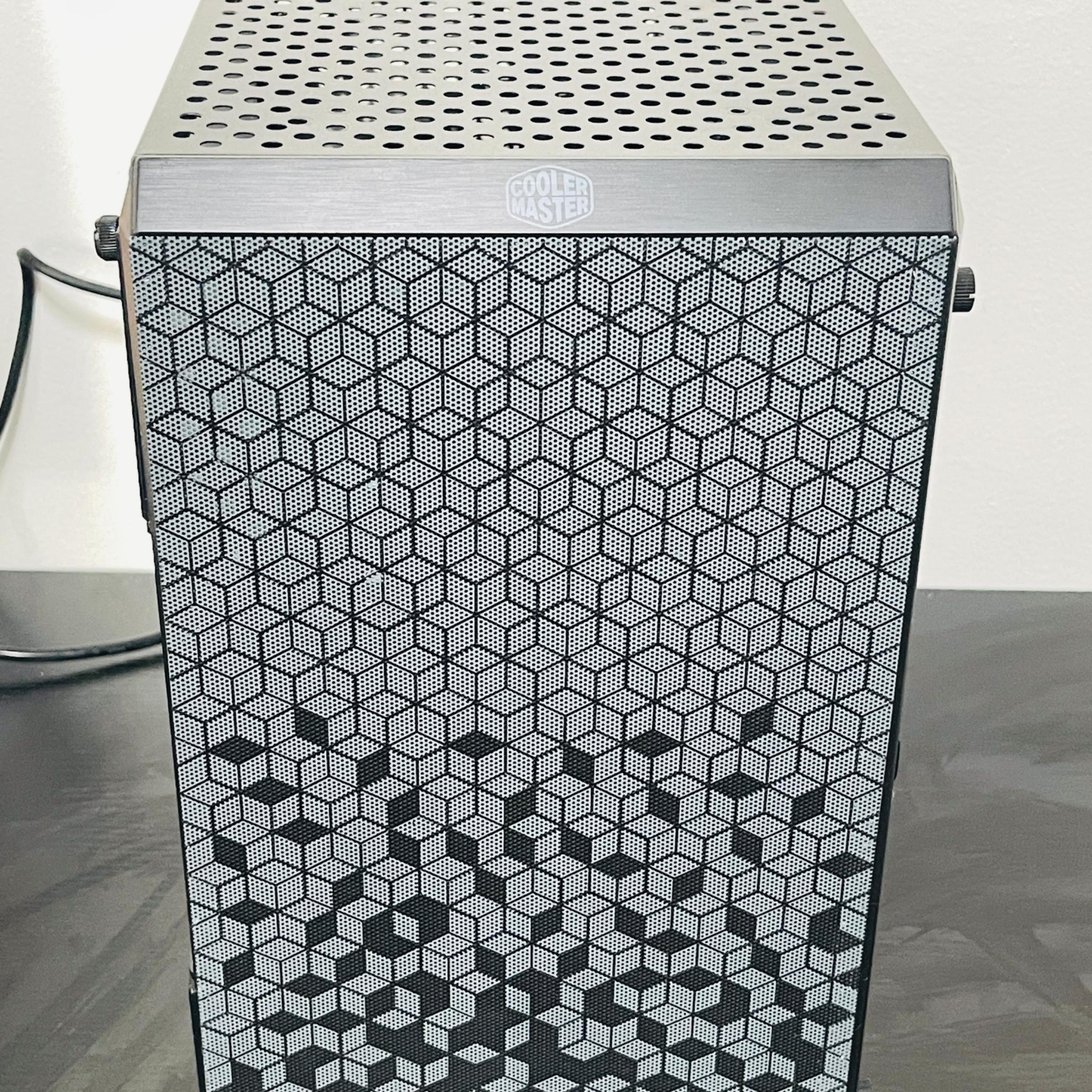 Custom PC Ryzen 5 5500 RX 580 2048SP 8GB DDR4 16GB RAM 256GB M.2 NVME SSD