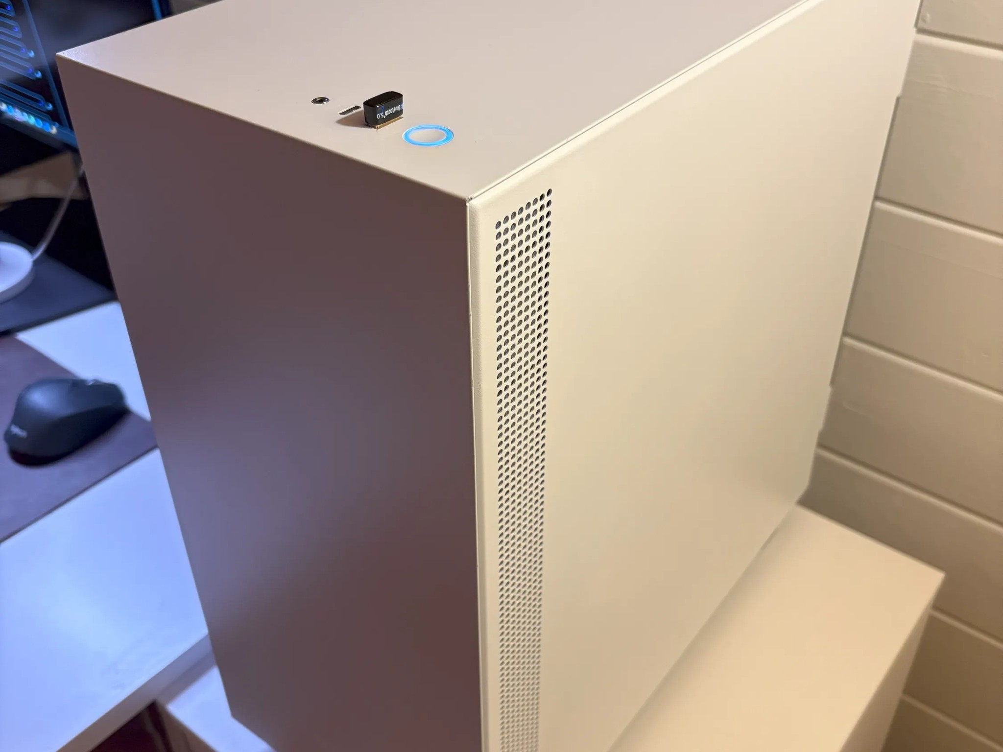 🖥️ Used Custom White NZXT H500i Gaming PC – i5‑8600K / GTX 1080 Ti / 16 GB DDR4 / 500 GB SSD