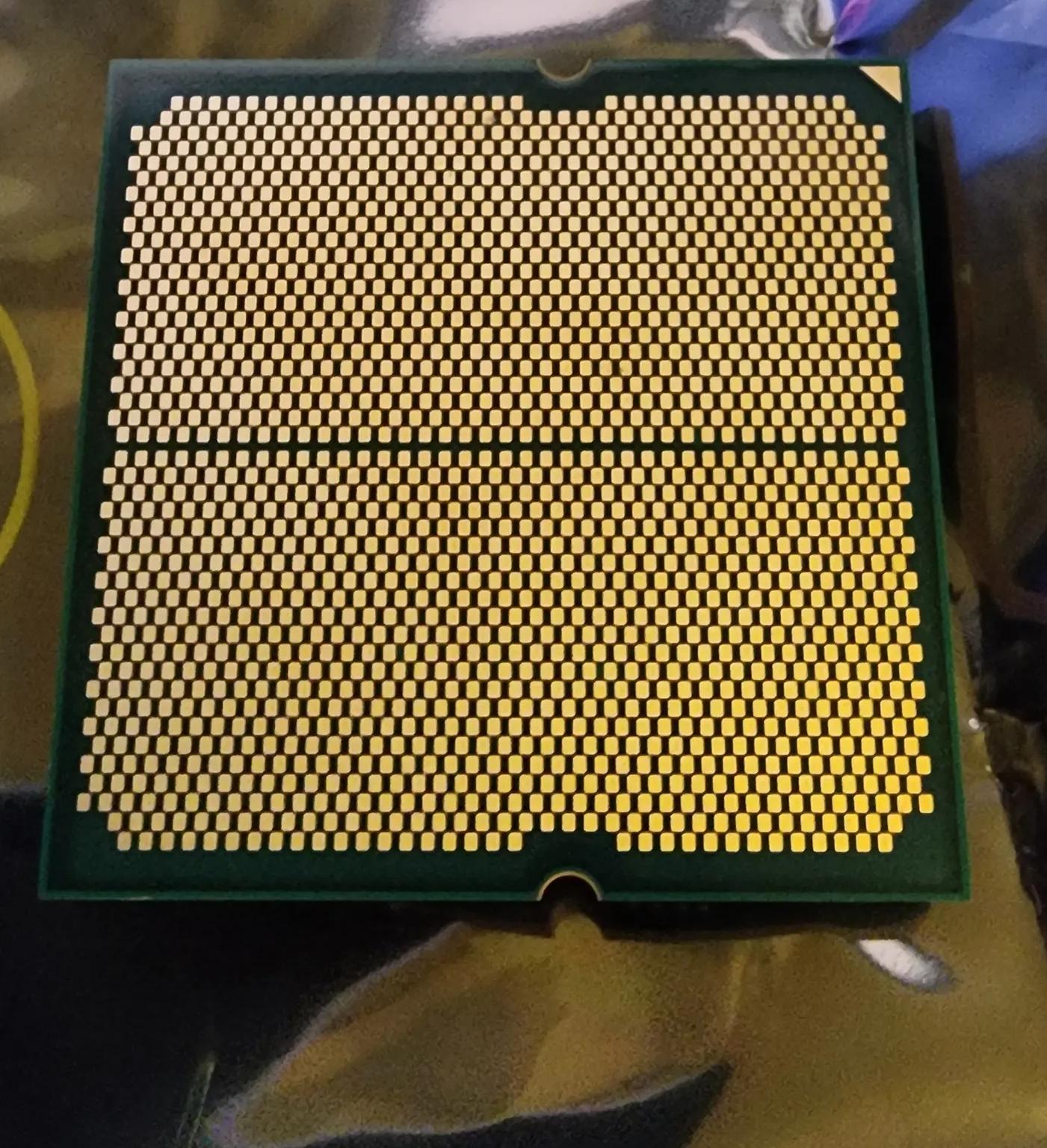 AMD Ryzen™ 7 7700X