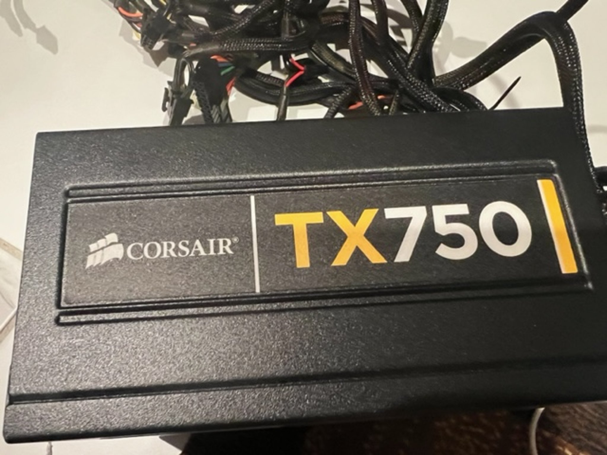 Corsair TX 750 Watt Power supply Non-Modular