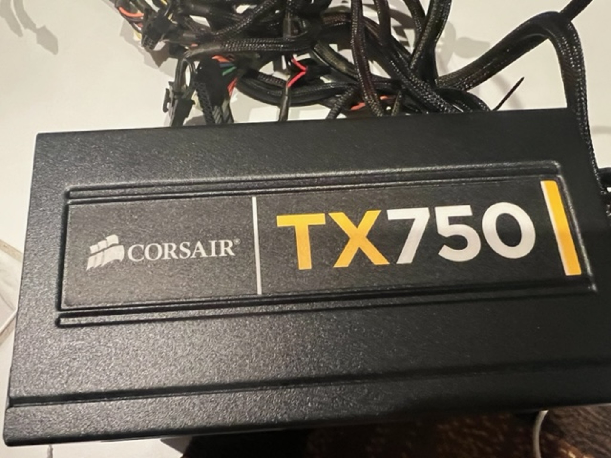 Corsair TX 750 Watt Power supply Non-Modular