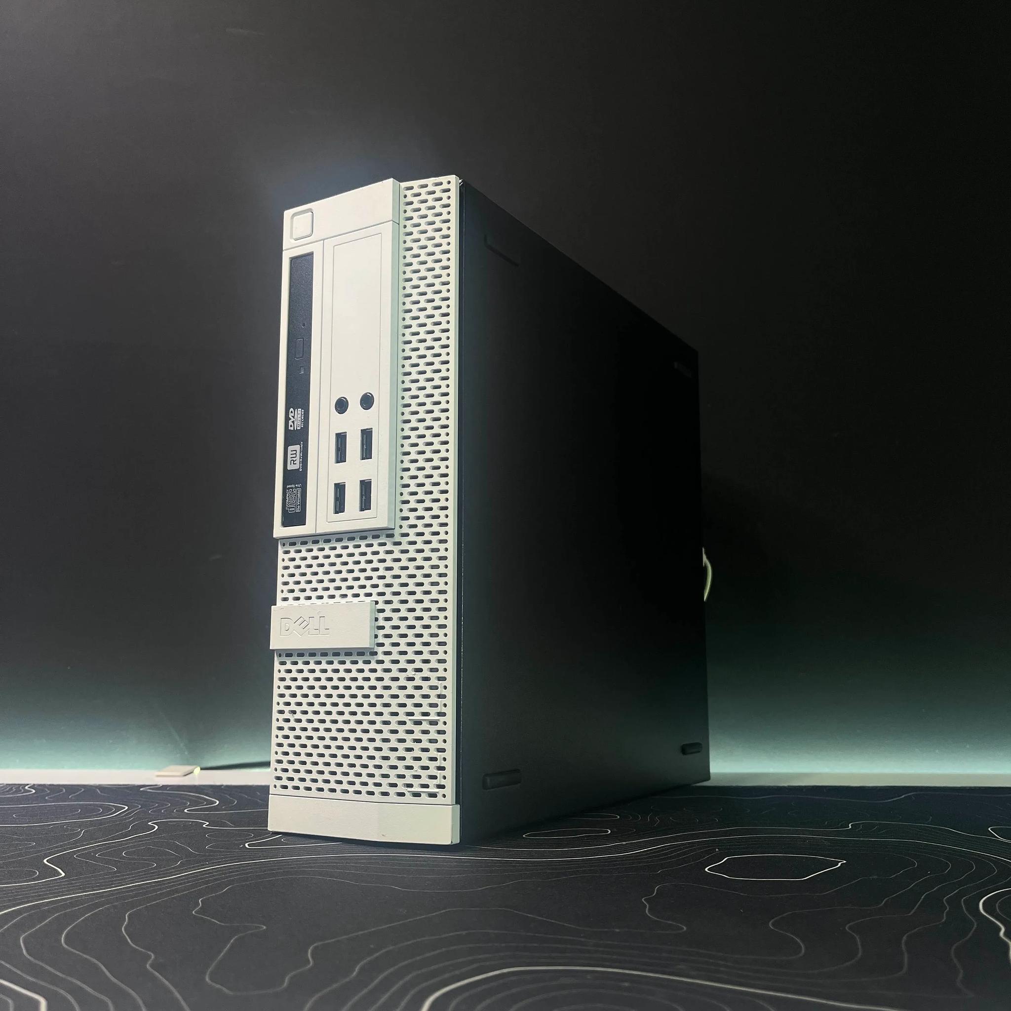 White and Black PC | i5 & RX 550