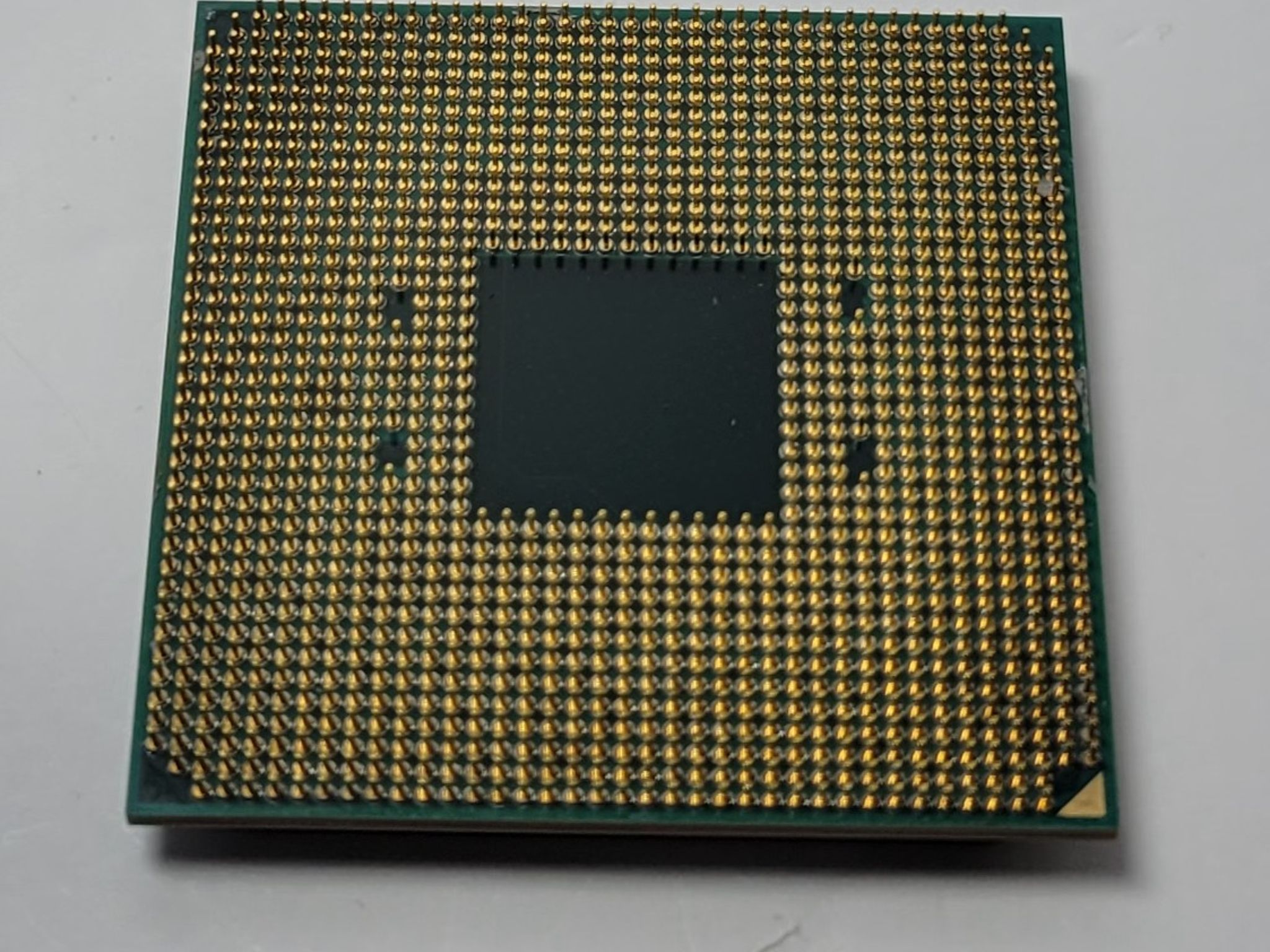 AMD Ryzen 5 2600, With CPU Wraith Cooler, Used like New