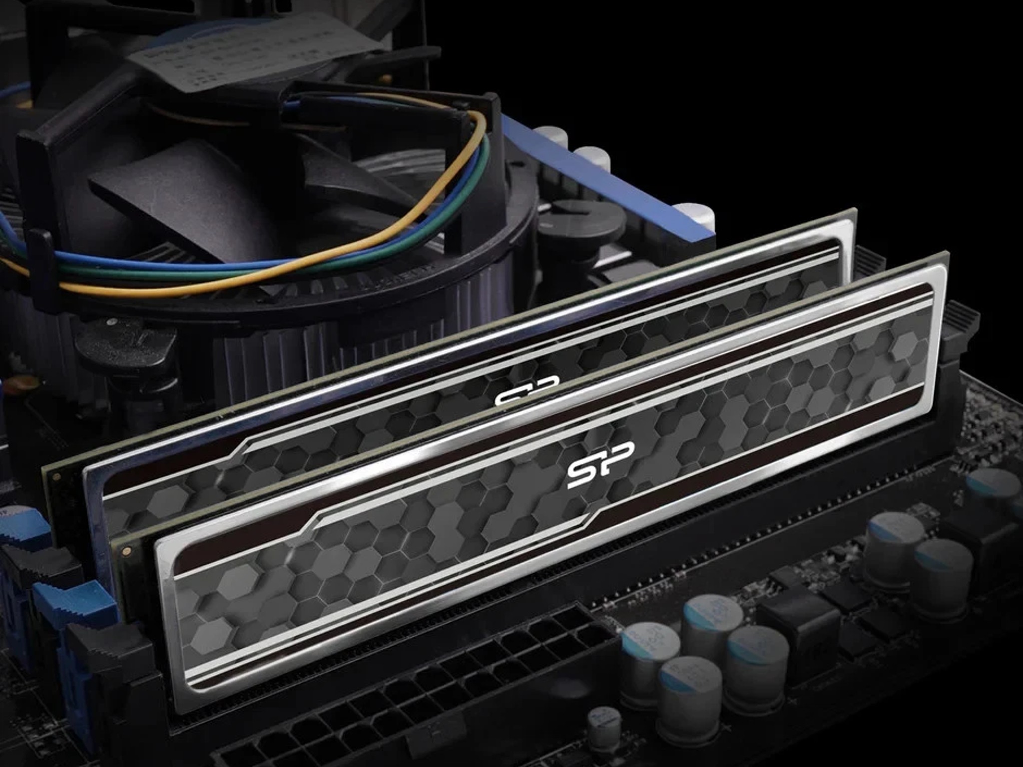 Silicon Power 16GB (2x8GB) DDR4 3200MHz Gaming RAM Desktop UDIMM w/ Heatsink