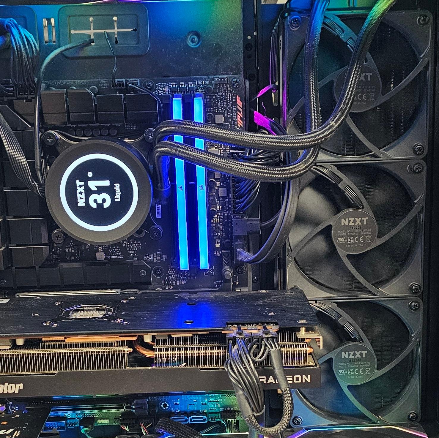 360mm NZXT AIO CPU Liquid Cooler w\ LCD Screen