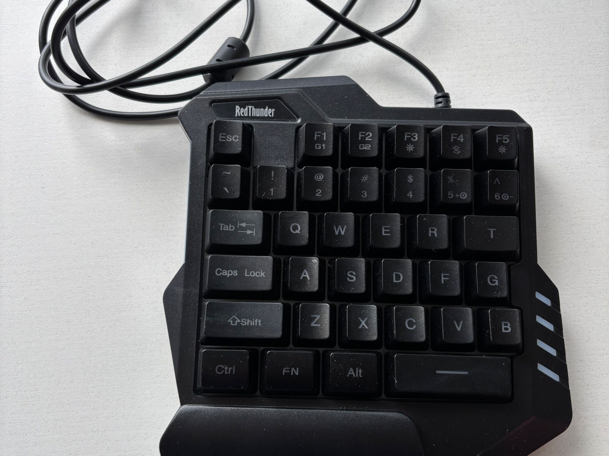 Corsair Void RGB Elite Wireless Headset + free Gaming one-handed keyboard