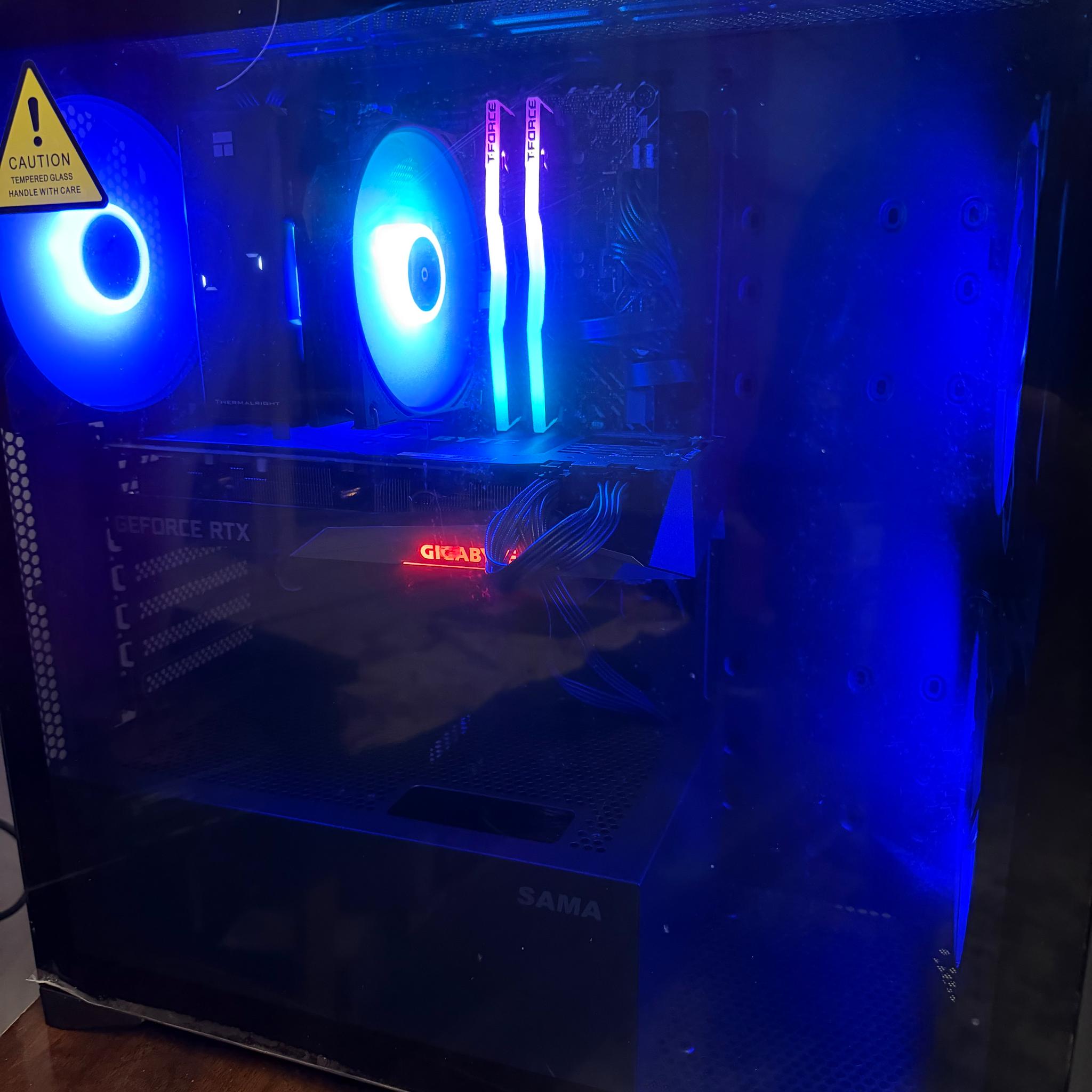 RTX 3070 | 16GB DDR4 | i5 12400F