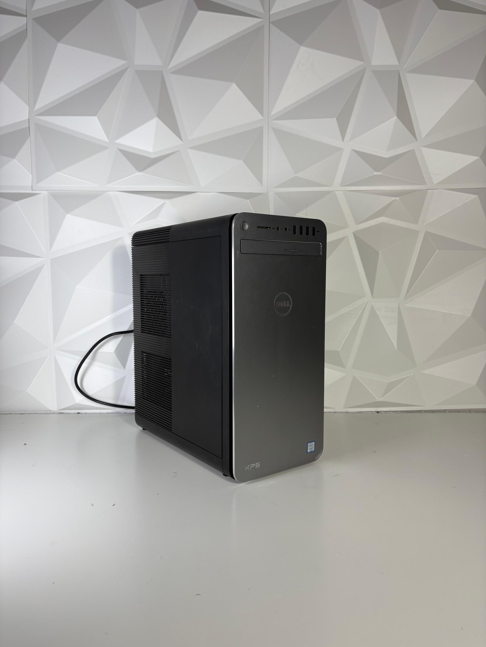 //XPS Gaming PC// - Core i7 6700K, GTX 1070, 16GB Ram, 256GB SSD