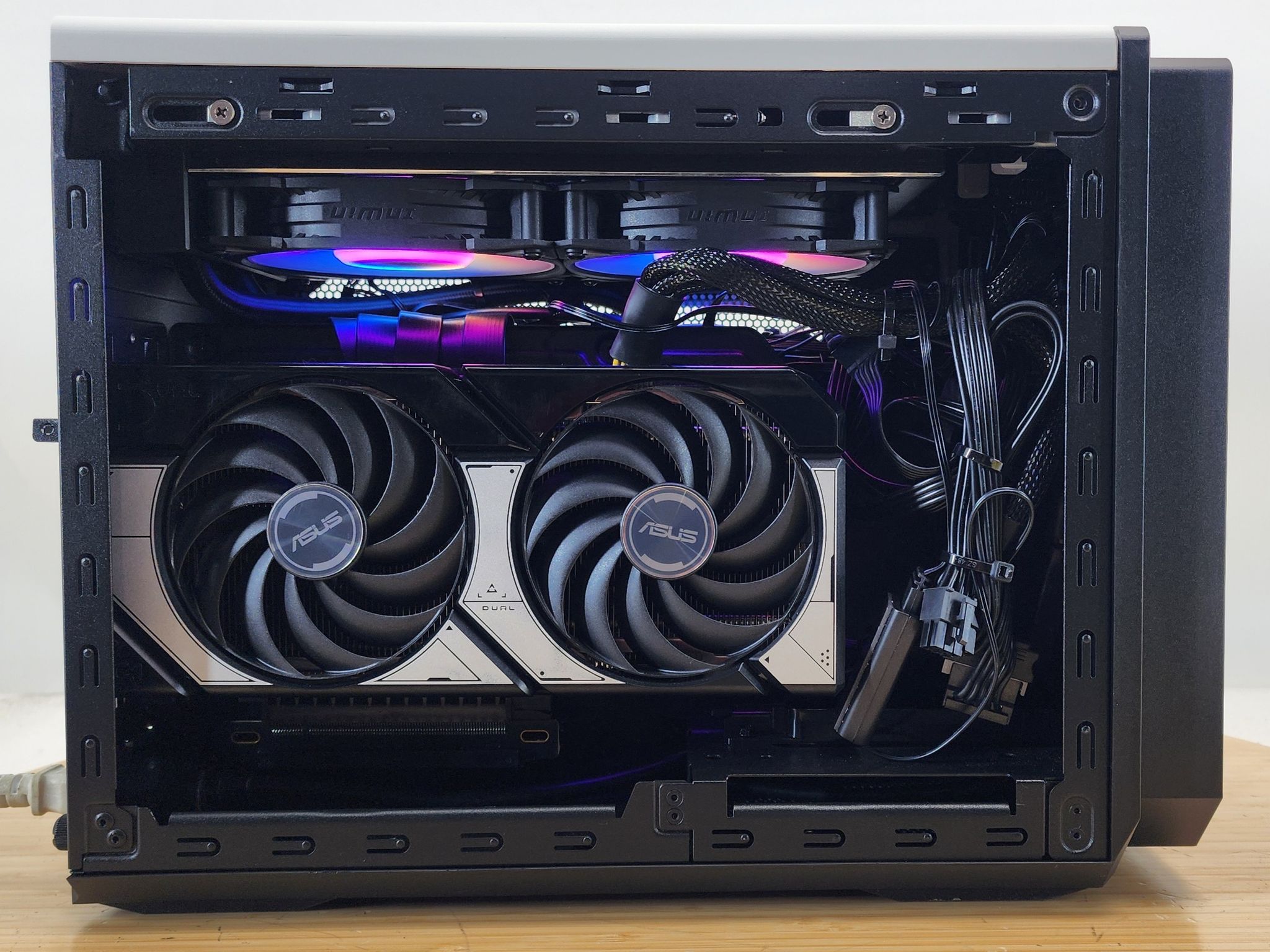 Gaming PC Ryzen 7 7800X3D 32GB RAM 1TB SSD RTX 5070 12GB Windows 11 Computer