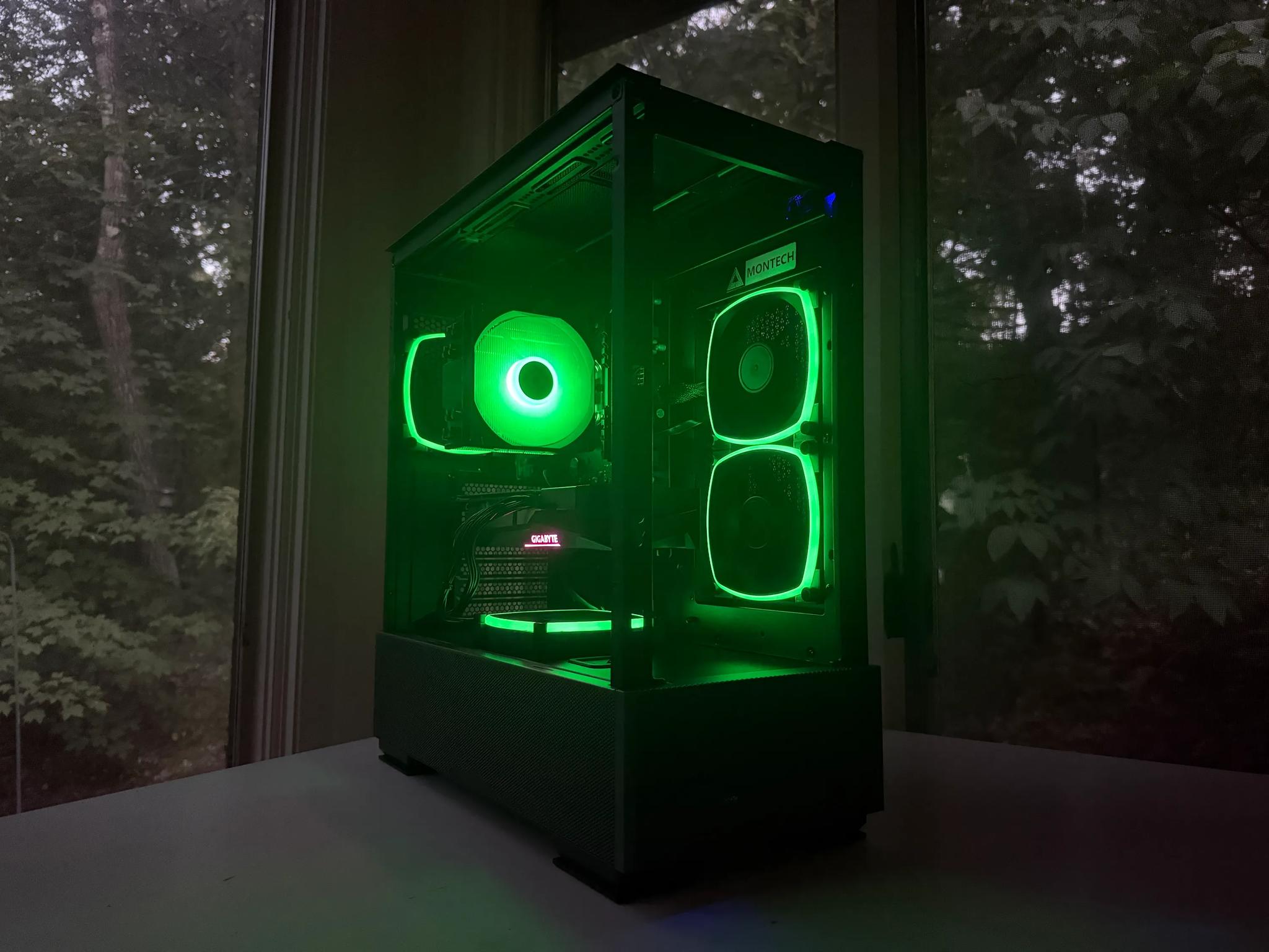 RX 6600XT / Ryzen 5 3600 | WIFI | 1TB HDD + SSD | 16GB Ram | Windows 11 Activated