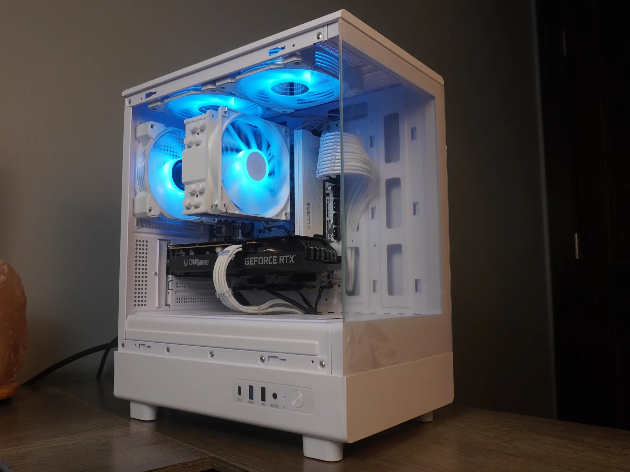 🤍 ARCTIC BEAST 🤍 1440p/1080p GAMING MACHINE 💚RTX 3060 12GB 🧡 Ryzen 5 5600 | 32GB | WIFI