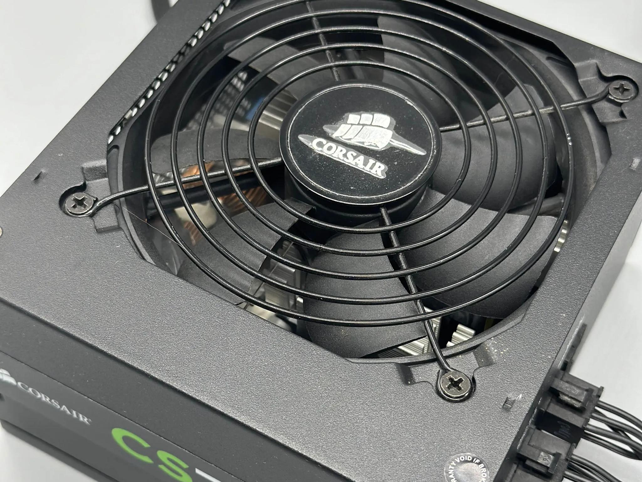 CORSAIR CS-M Series CS750M 750W 80 PLUS GOLD