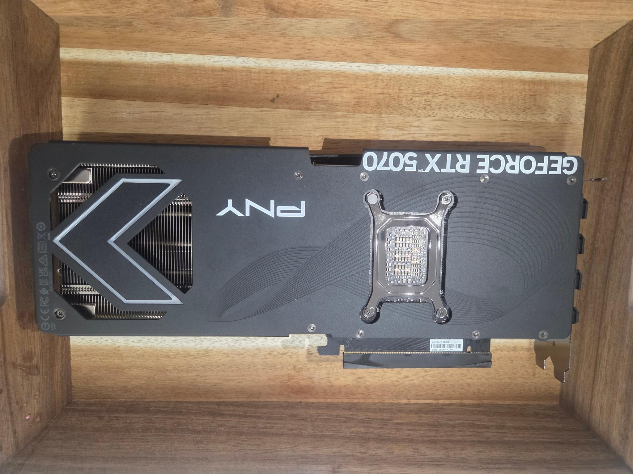 PNY GeForce RTX 5070 ARGB EPIC-X RGB OC Triple Fan - Image 3