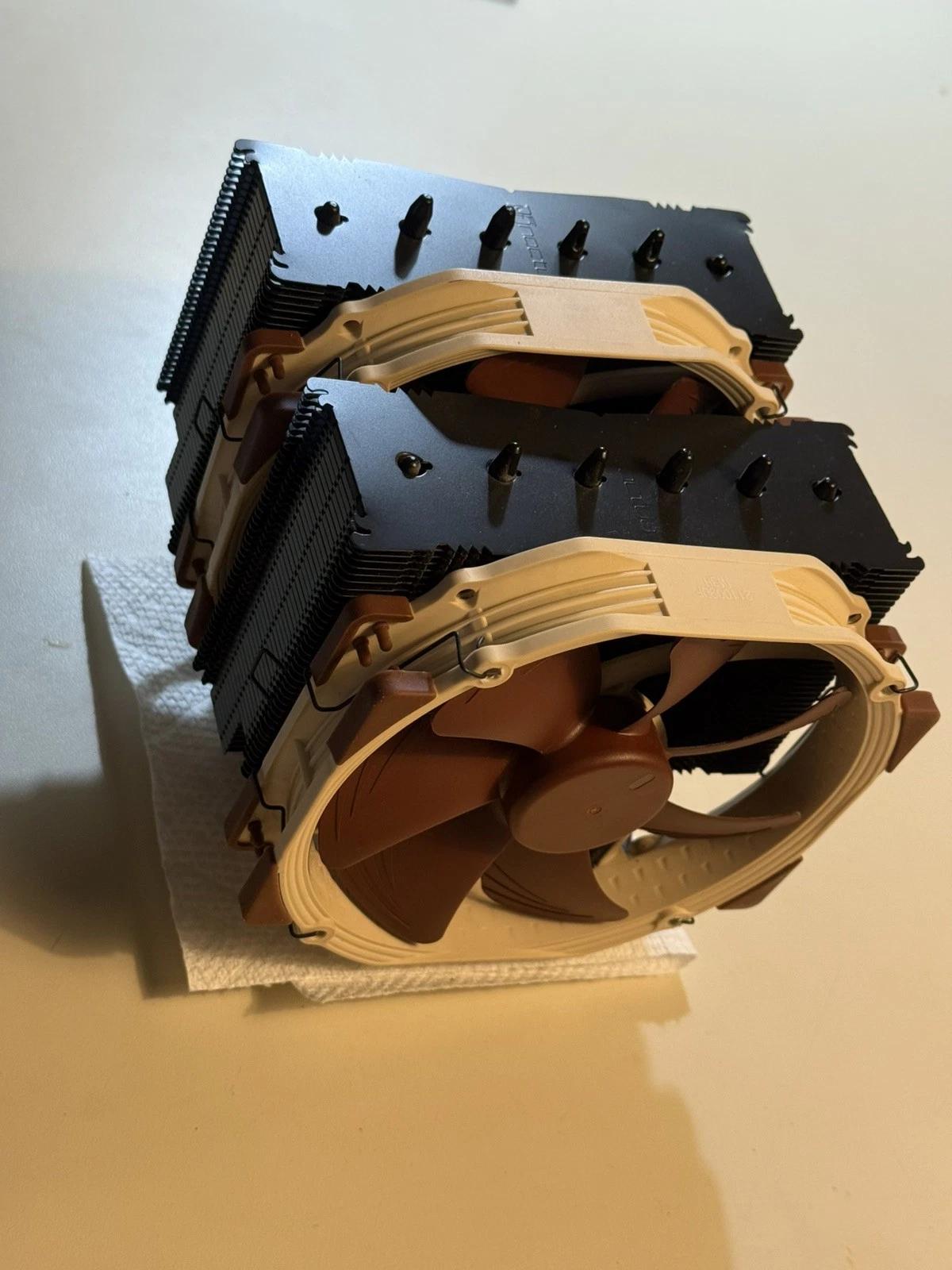 Noctua NH-D15 Premium CPU Cooler with 2x NF-A15 PWM Fans