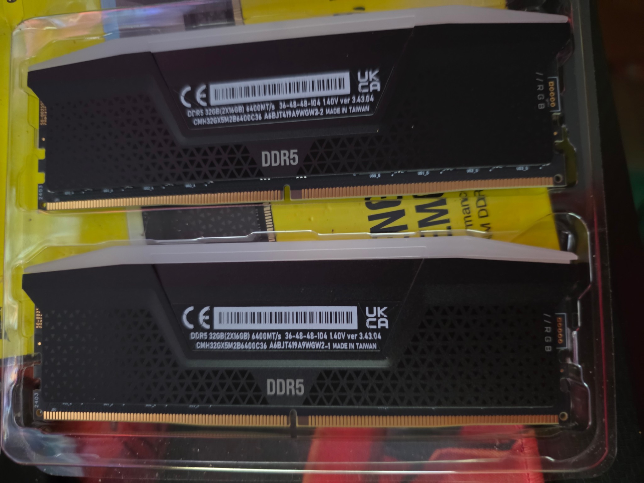 Selling DDR5 RAM - Like NEW 32GB