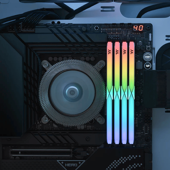 Thermaltake TOUGHRAM XG RGB D5 Memory DDR5 32 GB (16GBx2) 5600 Mhz CL36 RG34D516GX2-5600C36B - White