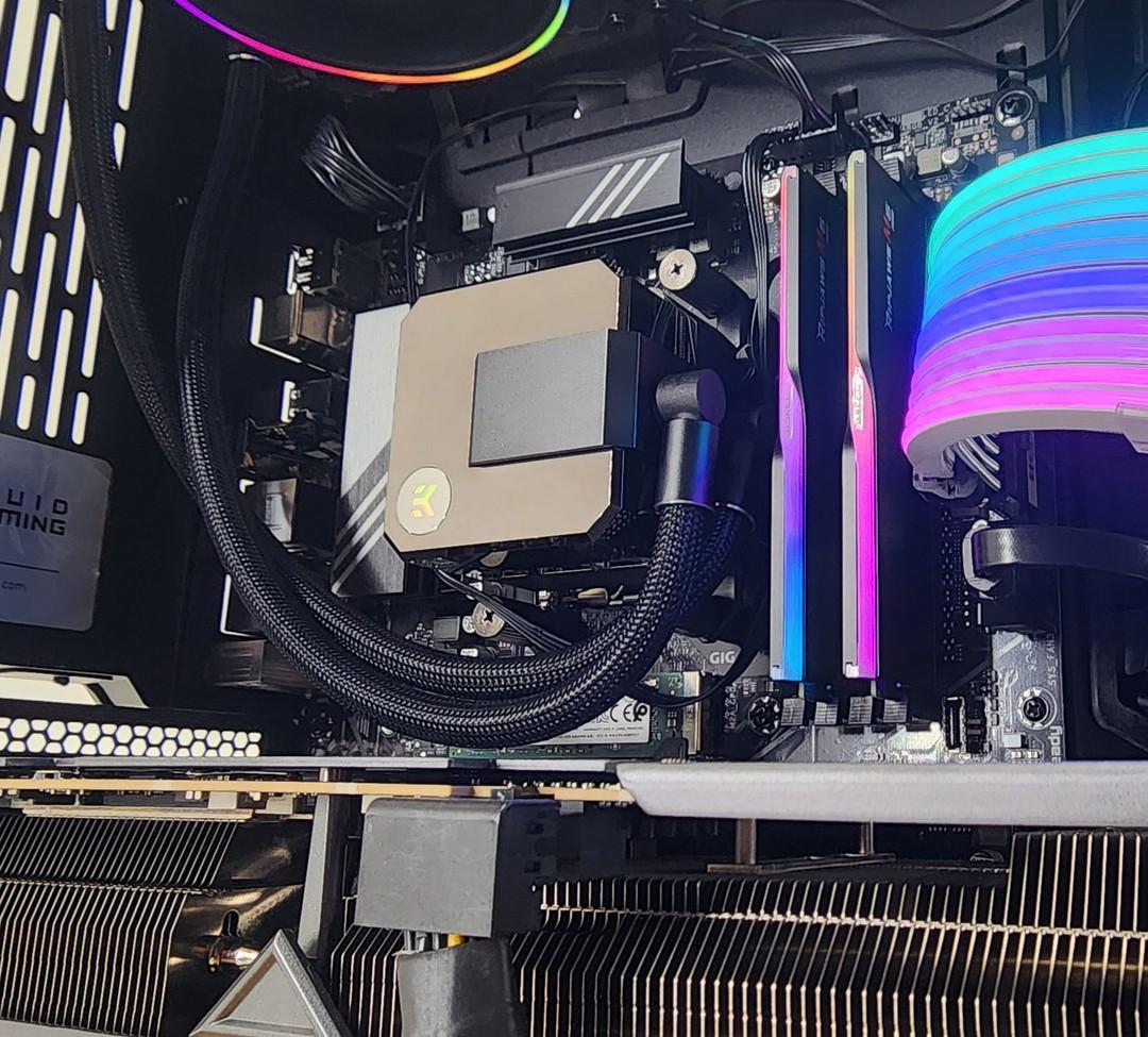 Gaming PC Ryzen 9 7950X 64GB RAM 2TB SSD RTX 4080 16GB Windows 11 Computer