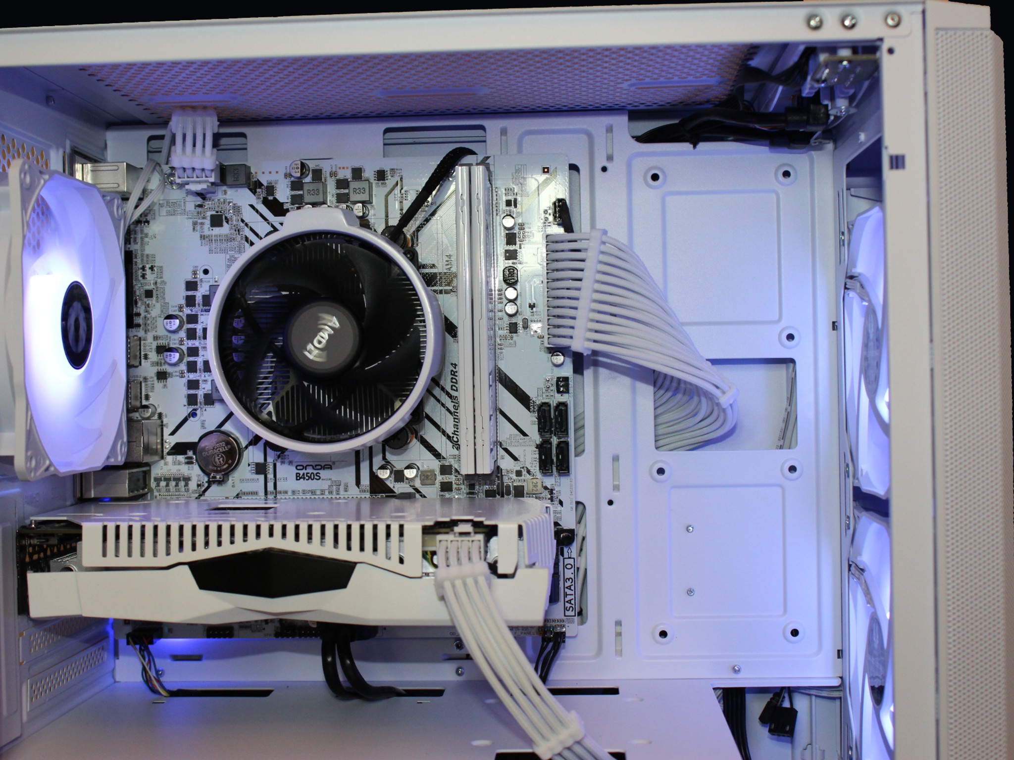 Gaming PC: Ryzen 5 3600, RTX 2060 Super, 16GB RAM, 1TB SSD