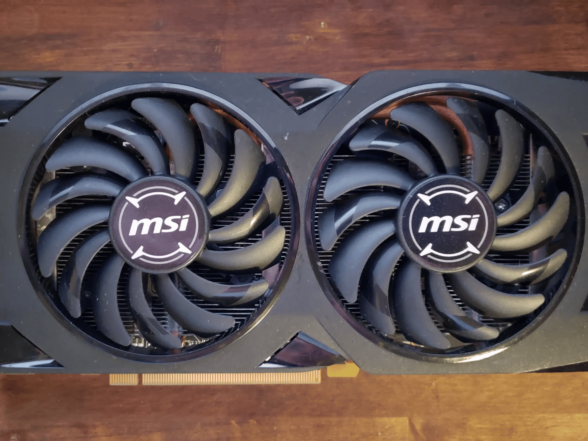 XFX RX 470 graphics card with 4gb memory and MSi fan set.