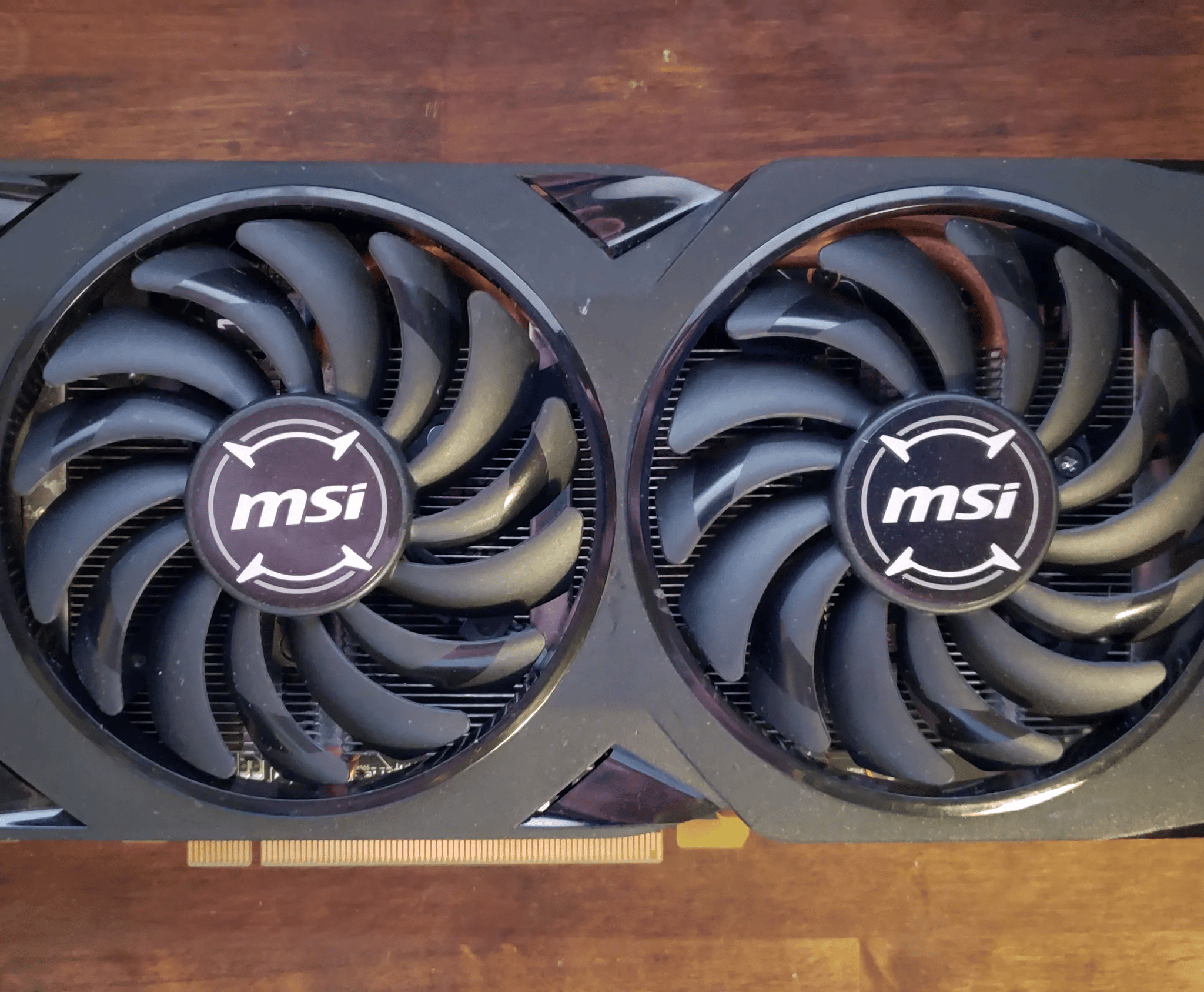 XFX RX 470 graphics card with 4gb memory and MSi fan set.