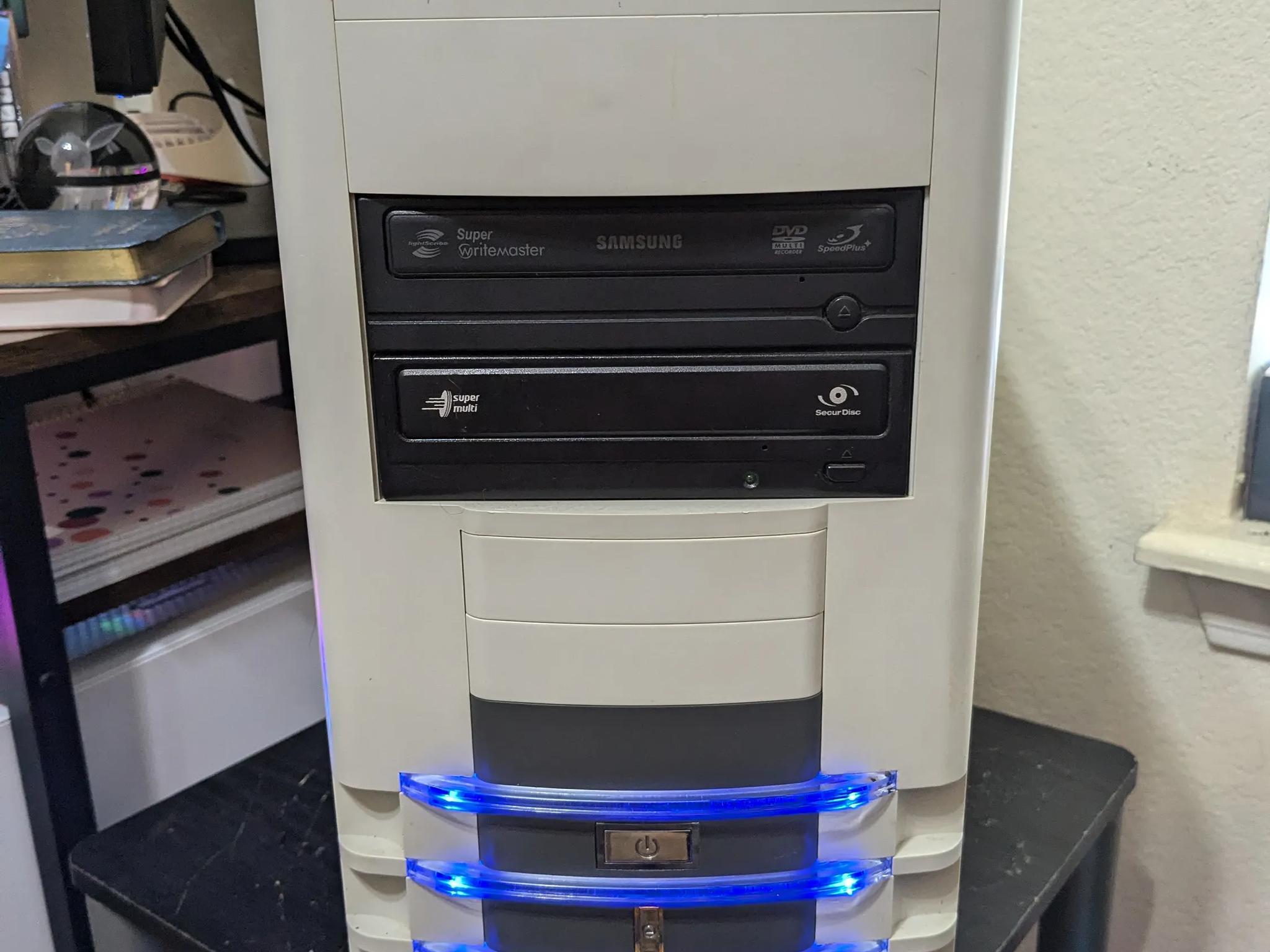 Beige Brick ~ Budget Workstation i5-750, 16GB RAM, 2GB AMD GPU, 256GB SSD, Wifi, Win10