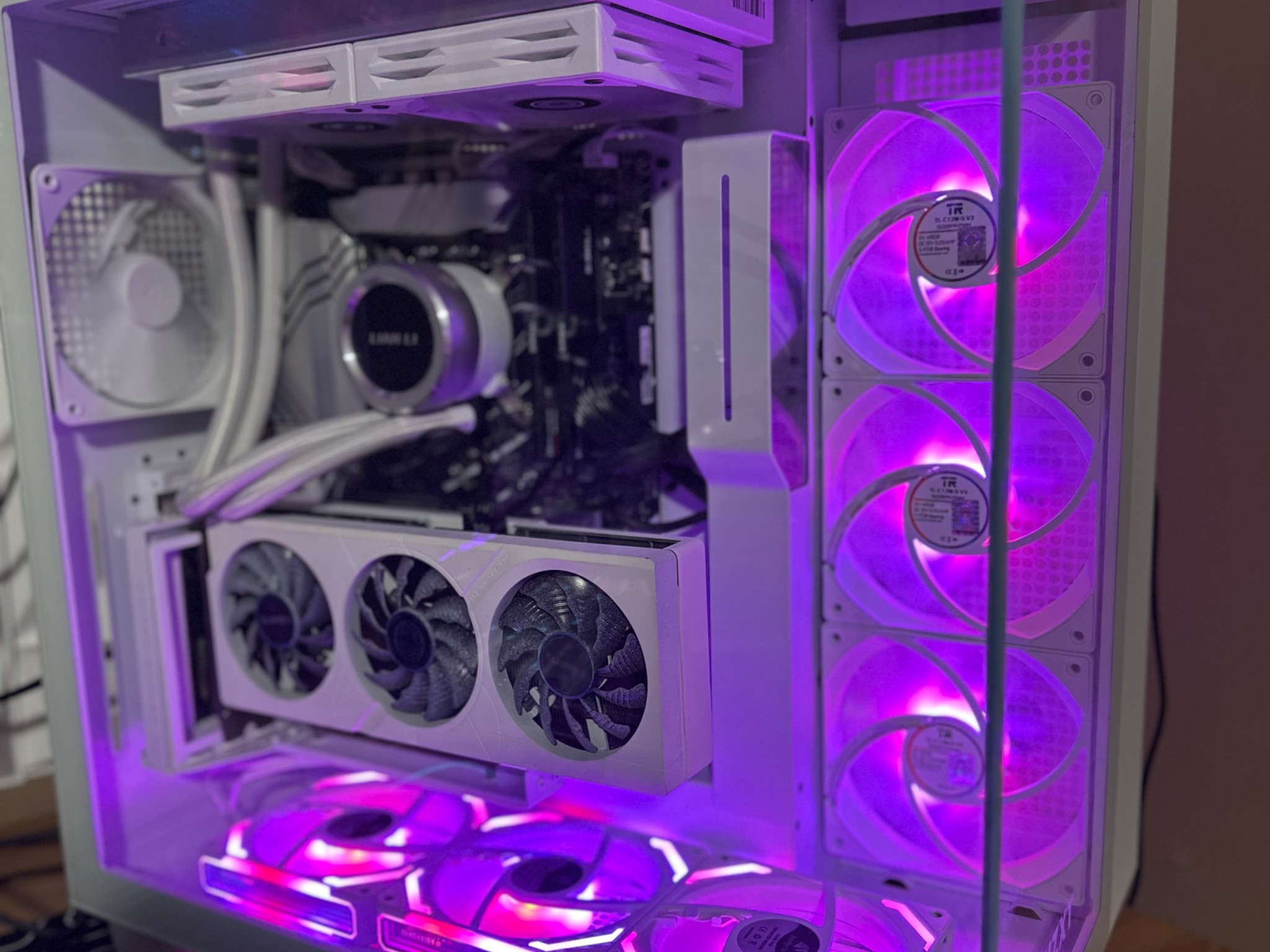 I9 12900K| RTX 4060 TI| 32GB DDR5|