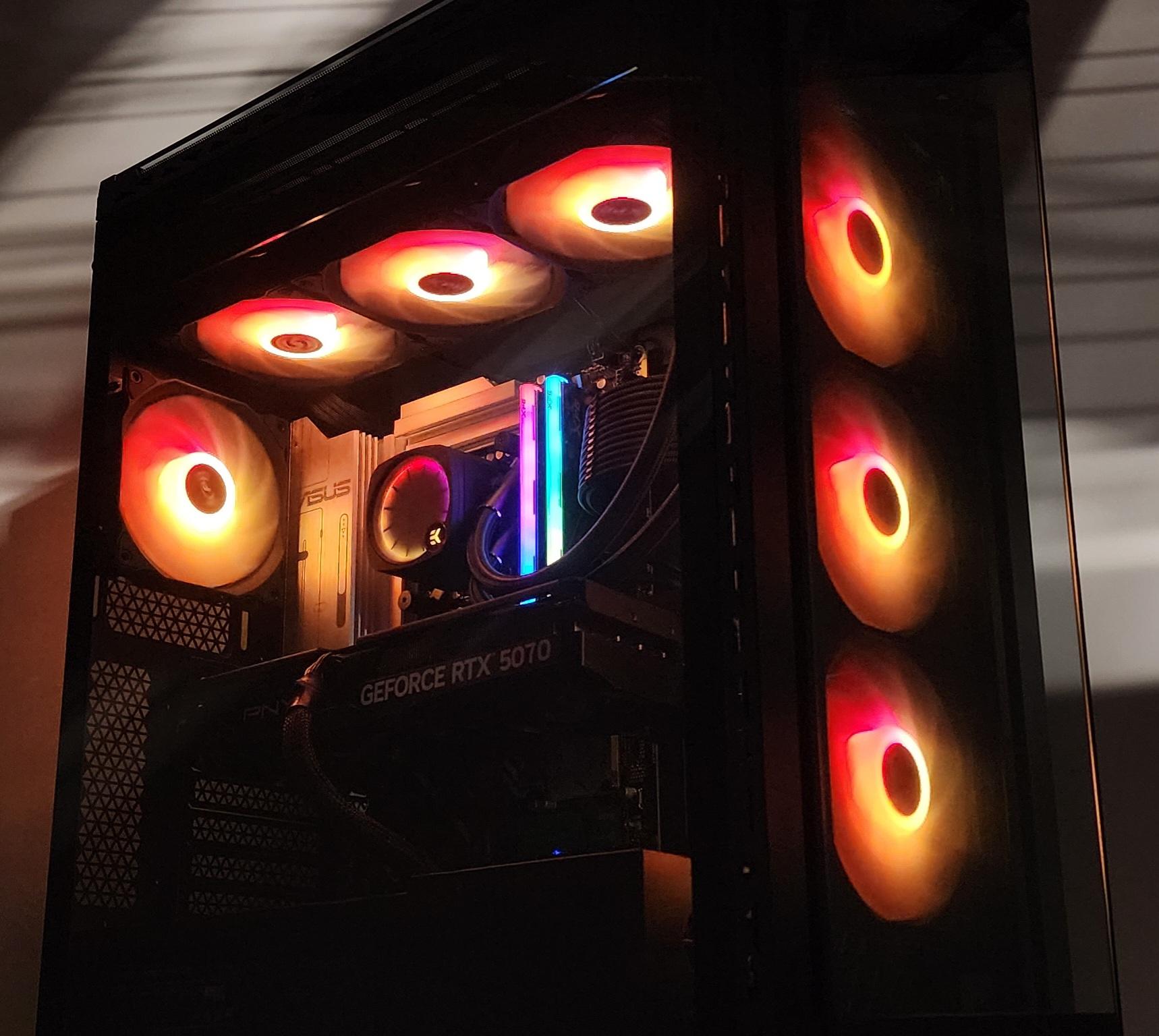 Gaming PC Ultra 5 250KF 32GB RAM 1TB SSD RTX 5070 12GB Windows 11 Computer