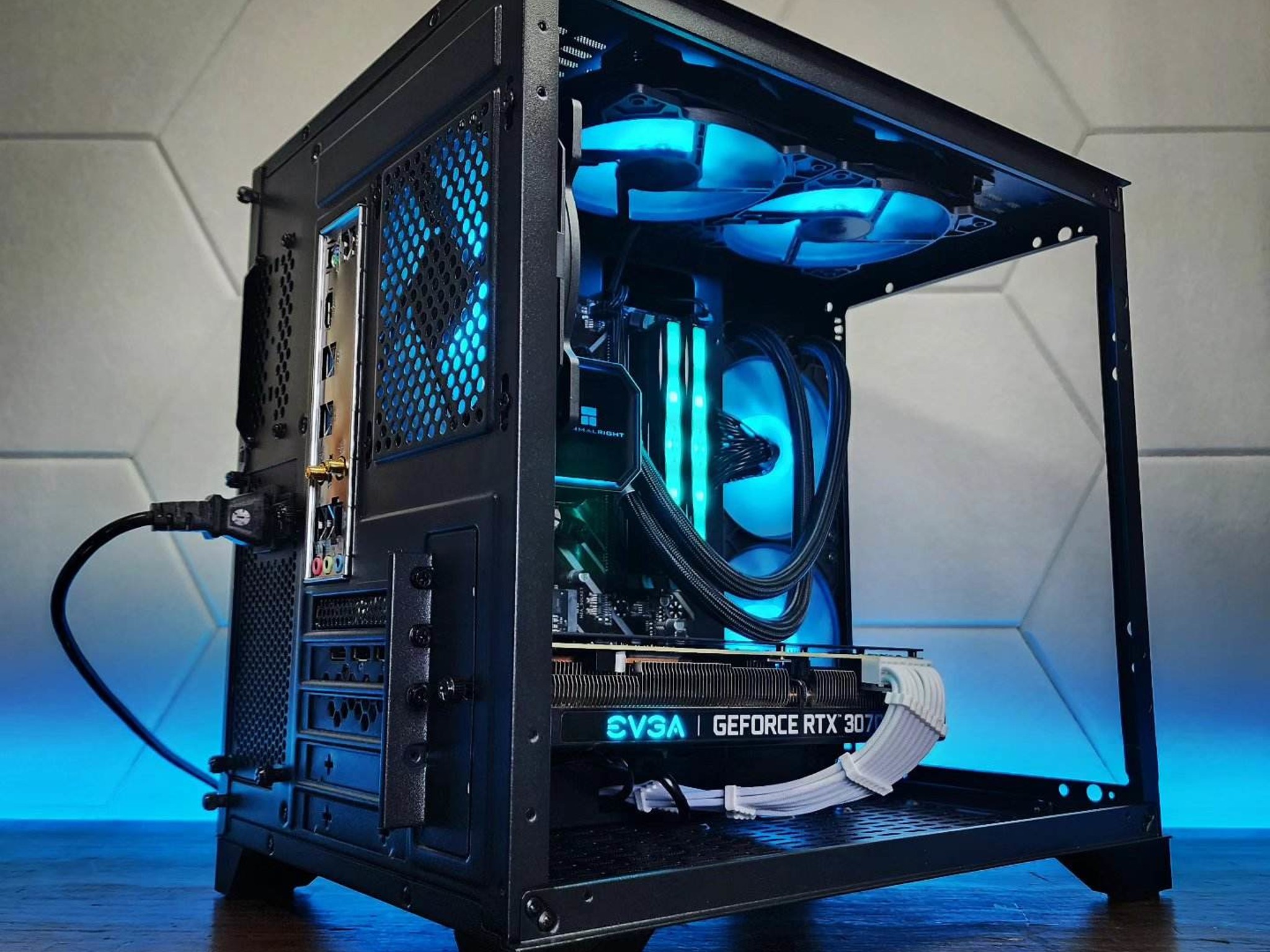 💙🖤💙 EVGA RTX 3070 XC3 // AMD Ryzen 7 5700G // Zenith RGB 32GB 3200MHz