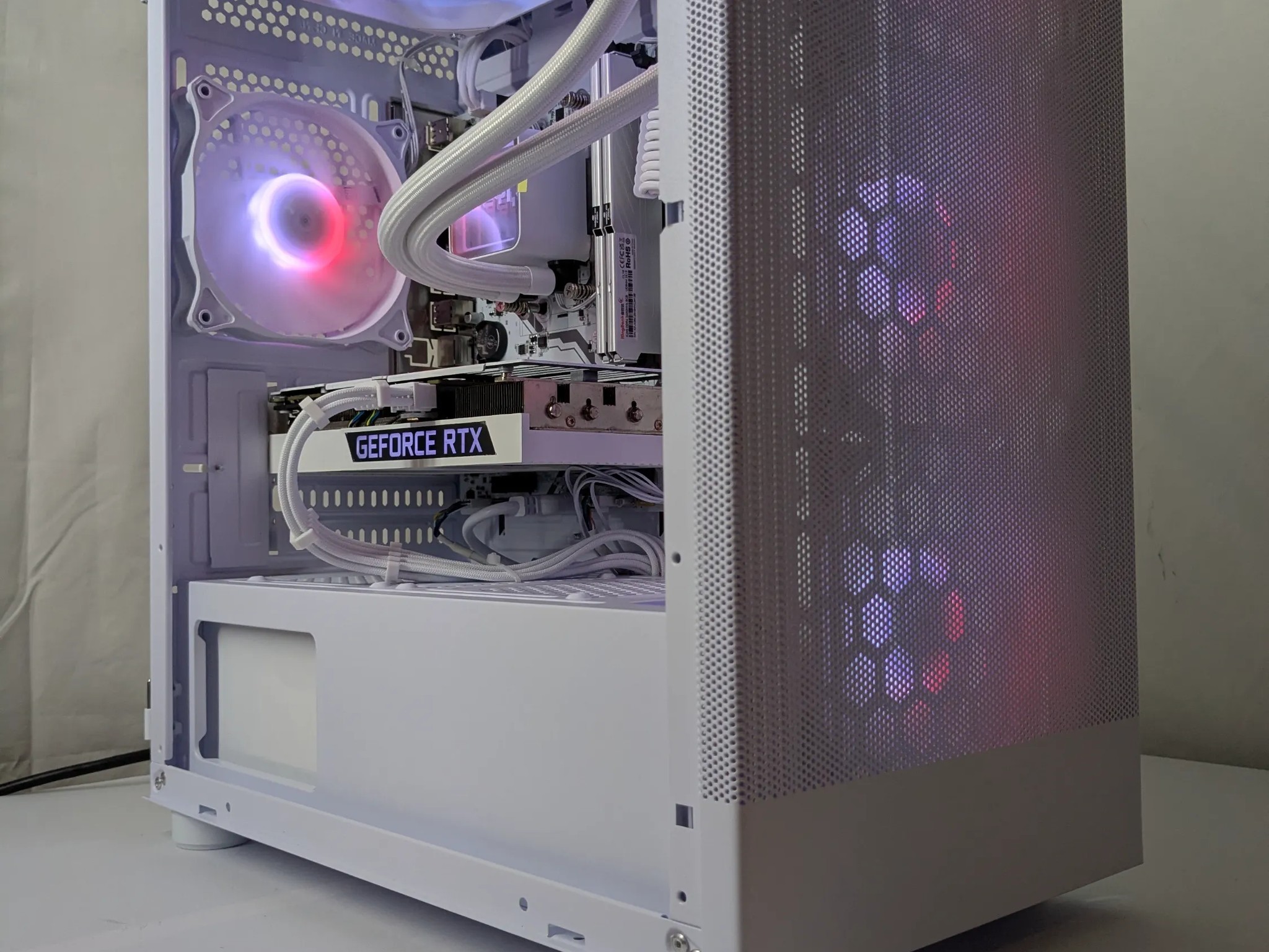 🔥 Whiteout Gaming Beast – RTX 3060Ti | 16GB DDR4 | 240mm AIO 🔥
