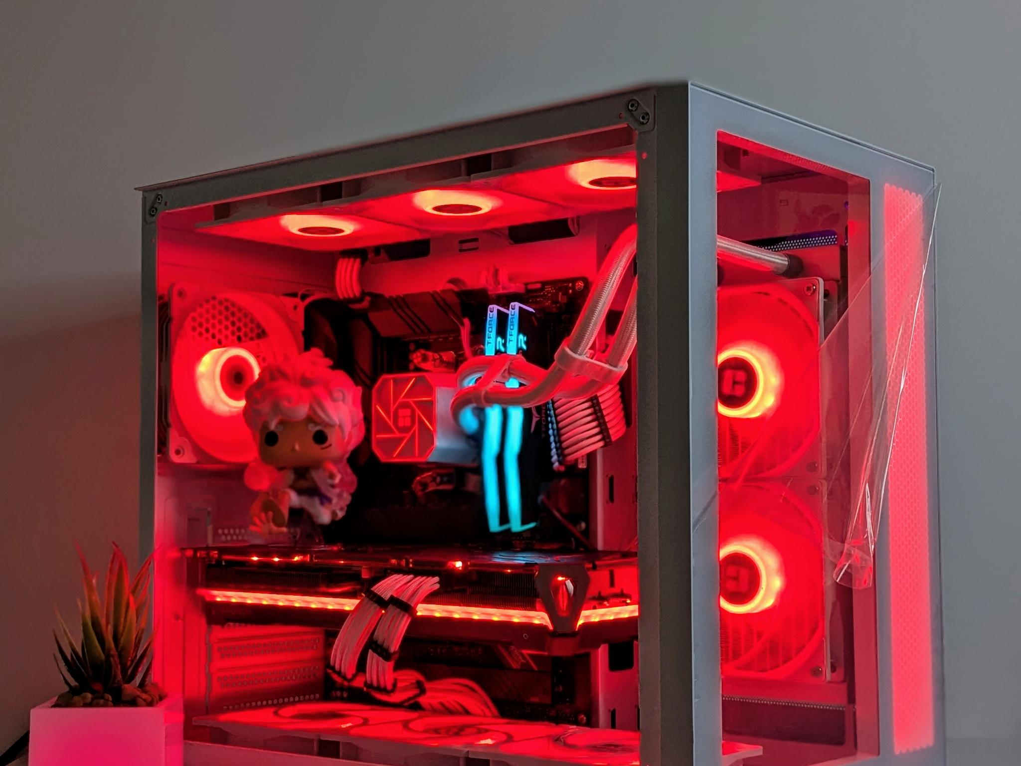 ⚪️🌩️Luffy ”5th-Gear”⚪️RX 7800XT⚪️Ryzen 7⚪️32GB RAM⚪️1TB NVMe PCIE(Gen 4x4)⚪️Windows 11 Pro