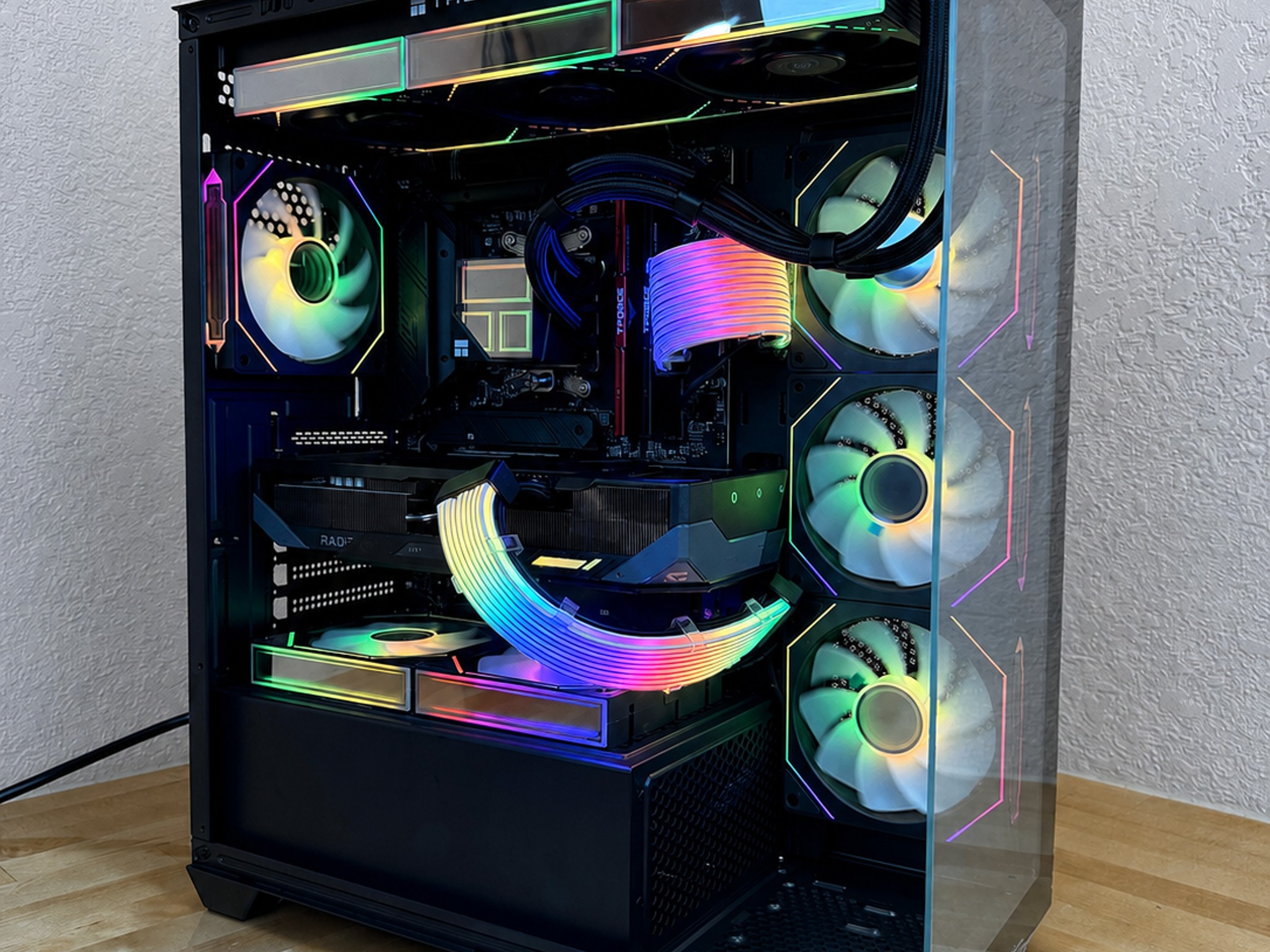Ryzen 7 9800X3D + RX 9070 XT Gaming PC | 32GB DDR5 | 1TB SSD