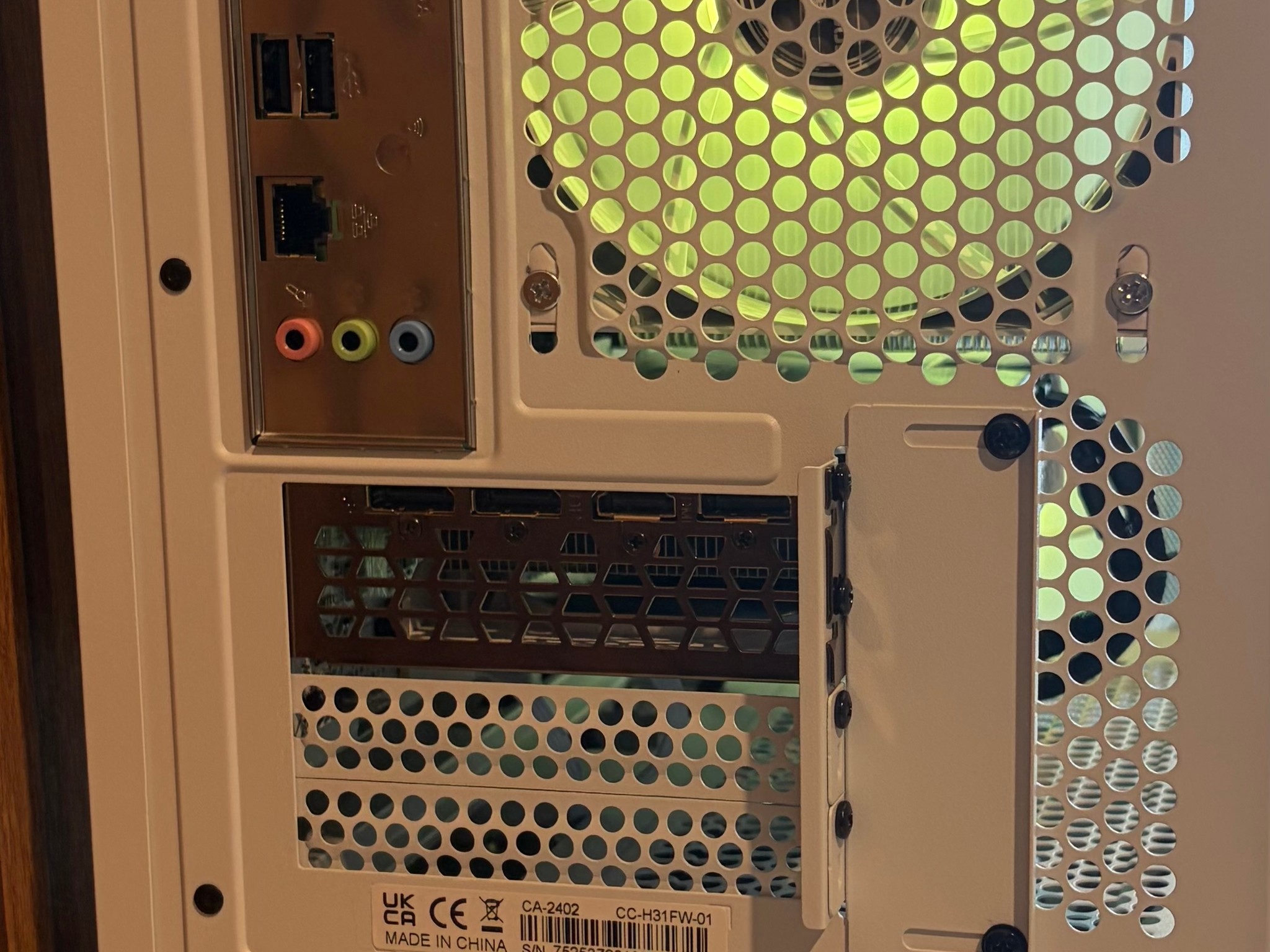 GTX 1660 SUPER | Xeon 2680 v4 | 16gb ddr4 | Windows 10 pro | 450W