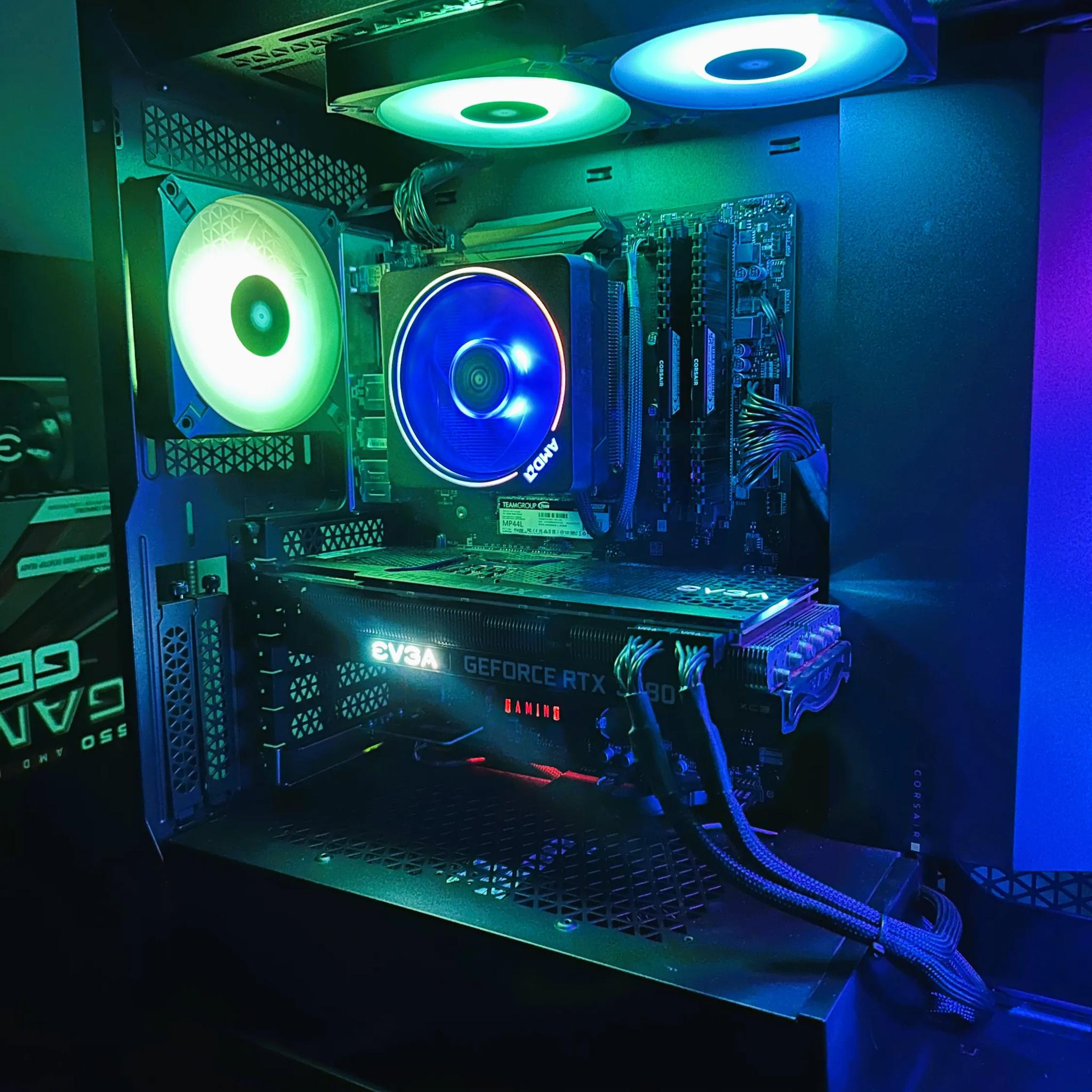 RTX 3080 - AMD RYZEN 9 3900X - 64 GB RAM - 1 TB SSD - GAMING PC