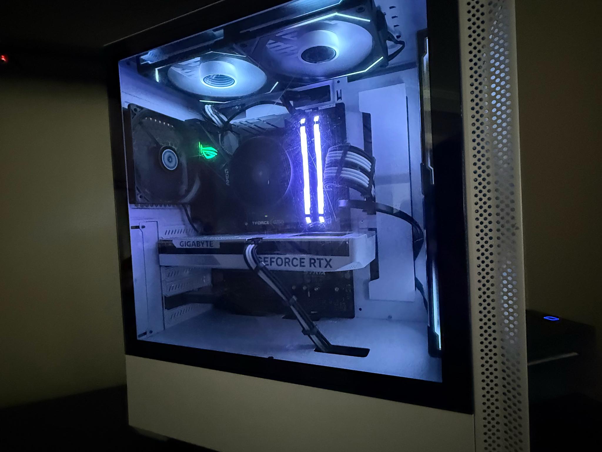 ⚪🔥 White Lian Li RTX 4060 Gaming PC | 32GB RGB | Ryzen 5 5600X 🔥⚪