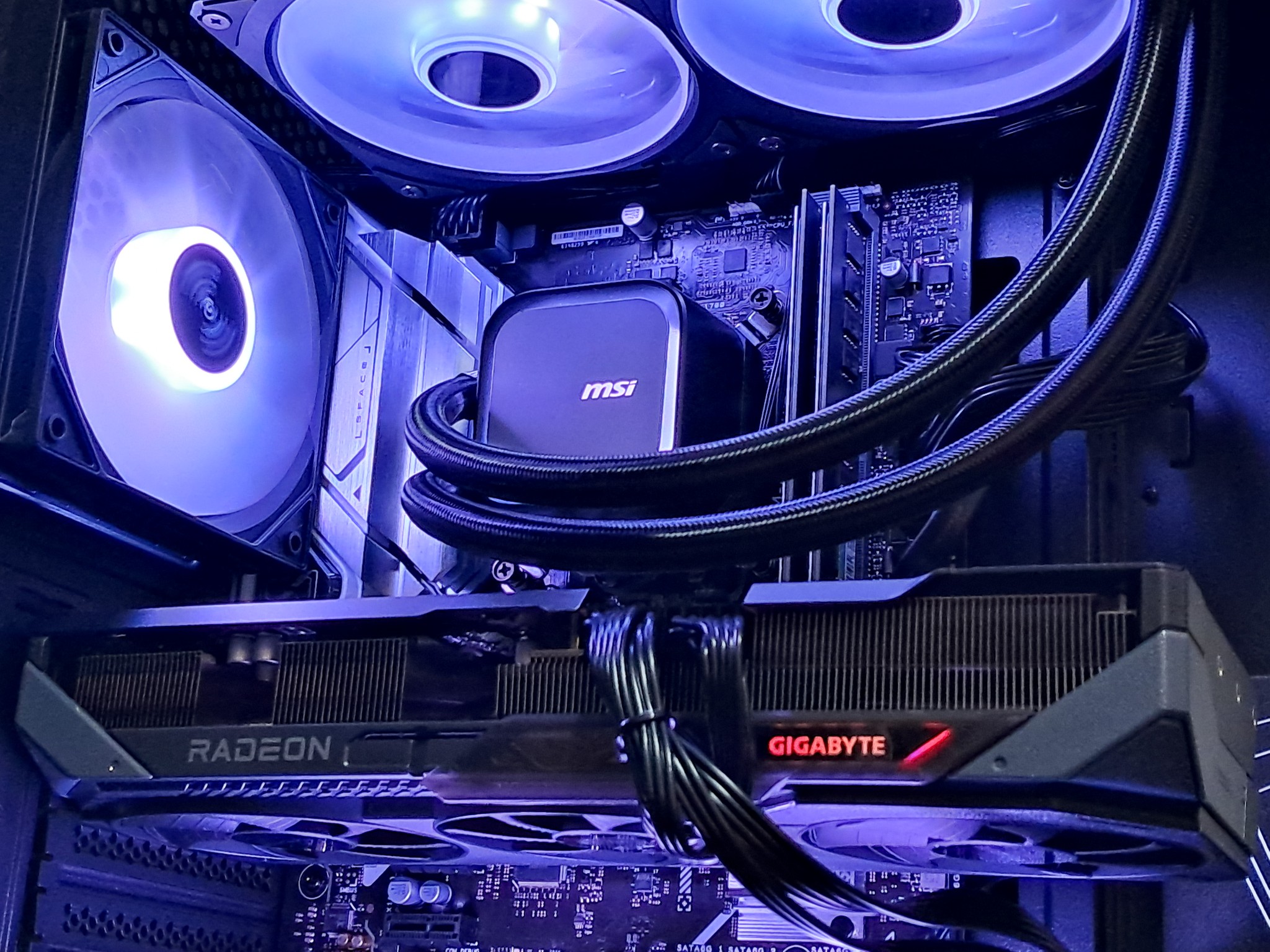 ⛈️1440p Gaming Beast⛈️PCIe 5.0 | RX 9070 GRE | 6-core Intel | WiFi!